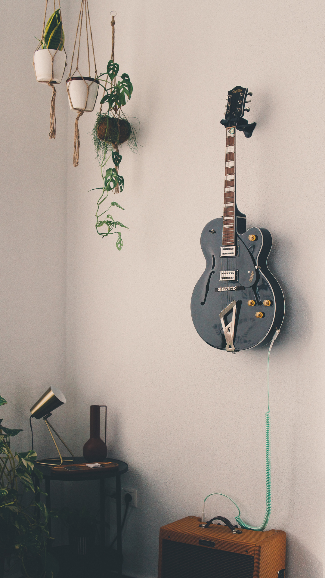 Detalle guitarra hall Purezas Tattoo Gandía