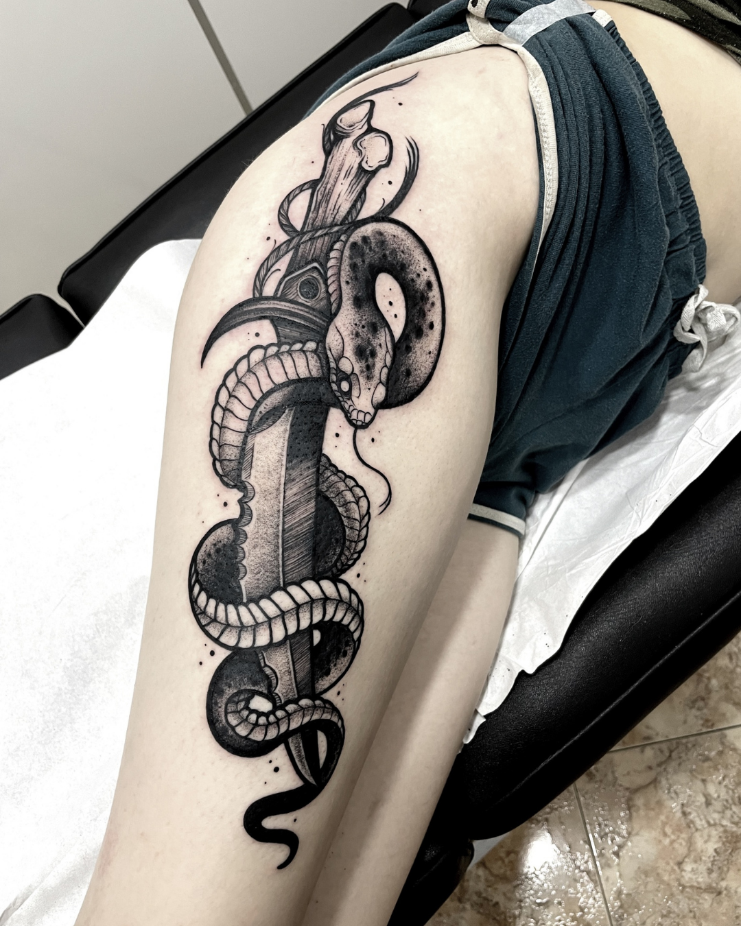 purezas-tattoo-blackwork5.png