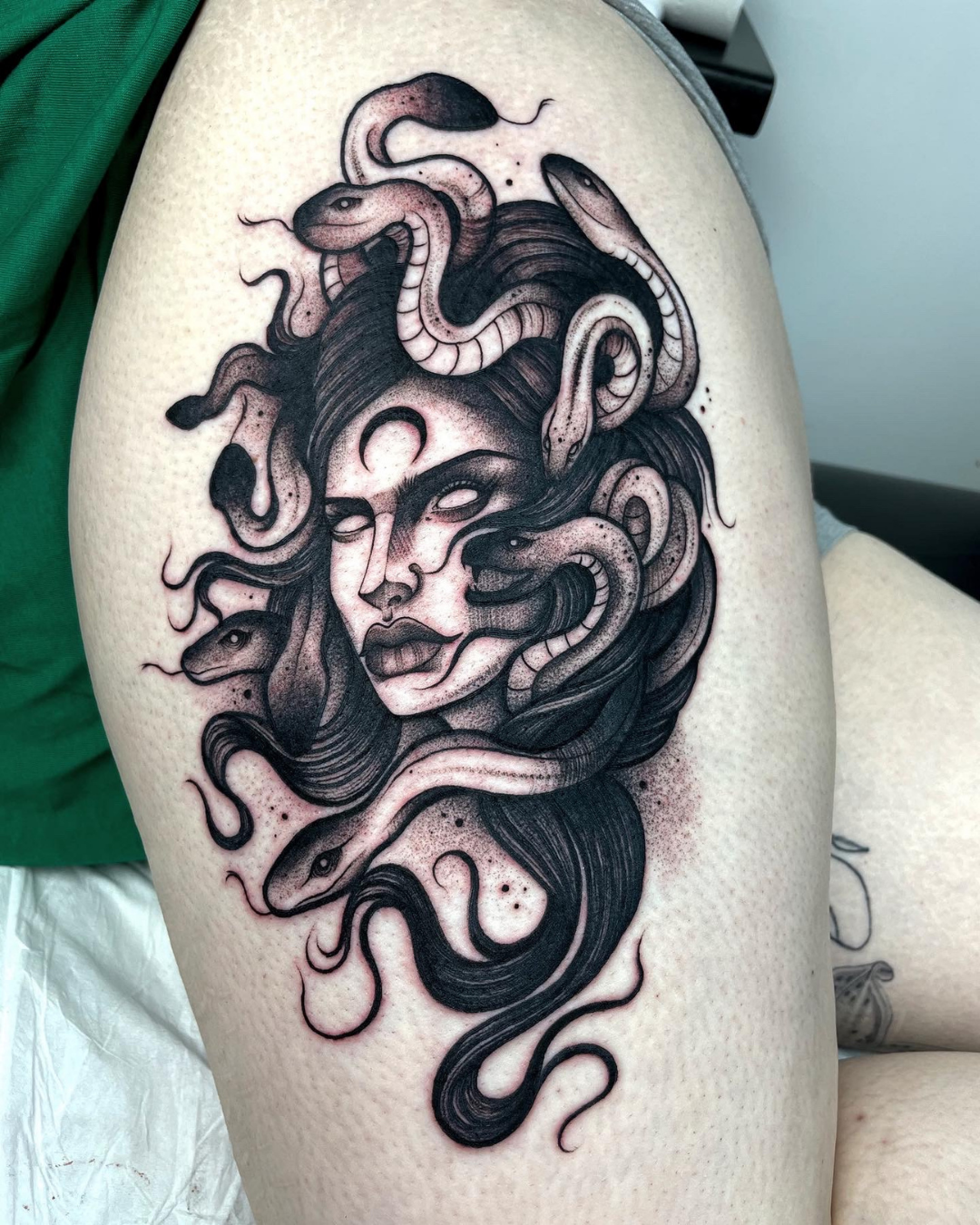 purezas-tattoo-blackwork6.png