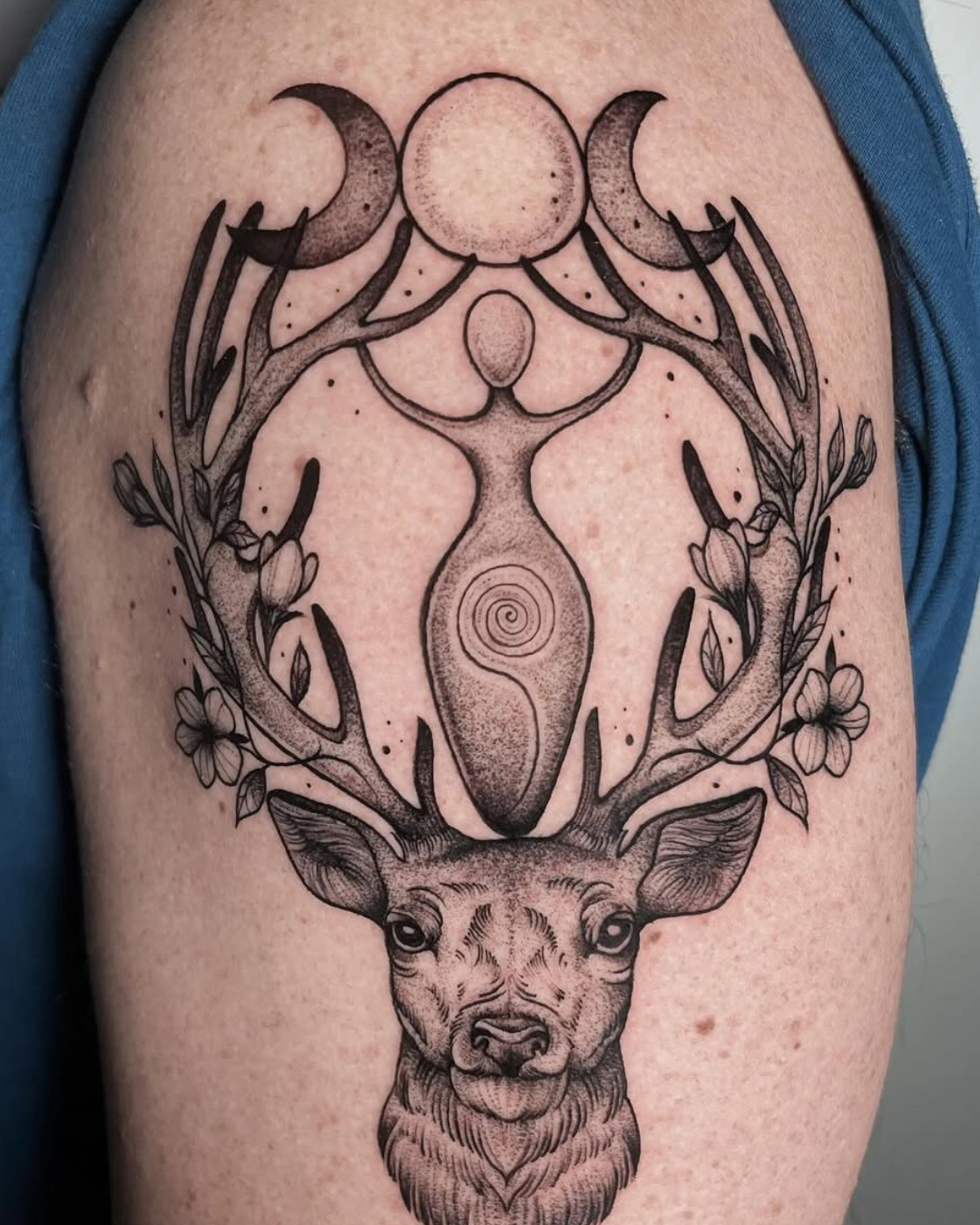 purezas-tattoo-blackwork13.png