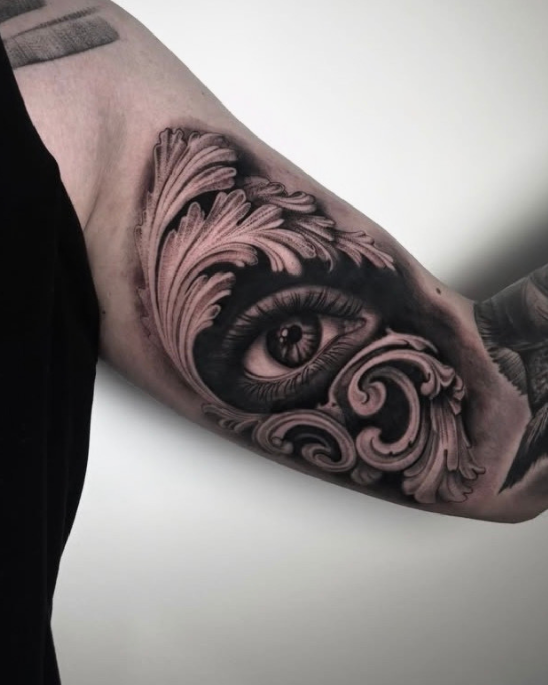 tatuaje black&grey realizado para mariana pérez en purezas tattoo