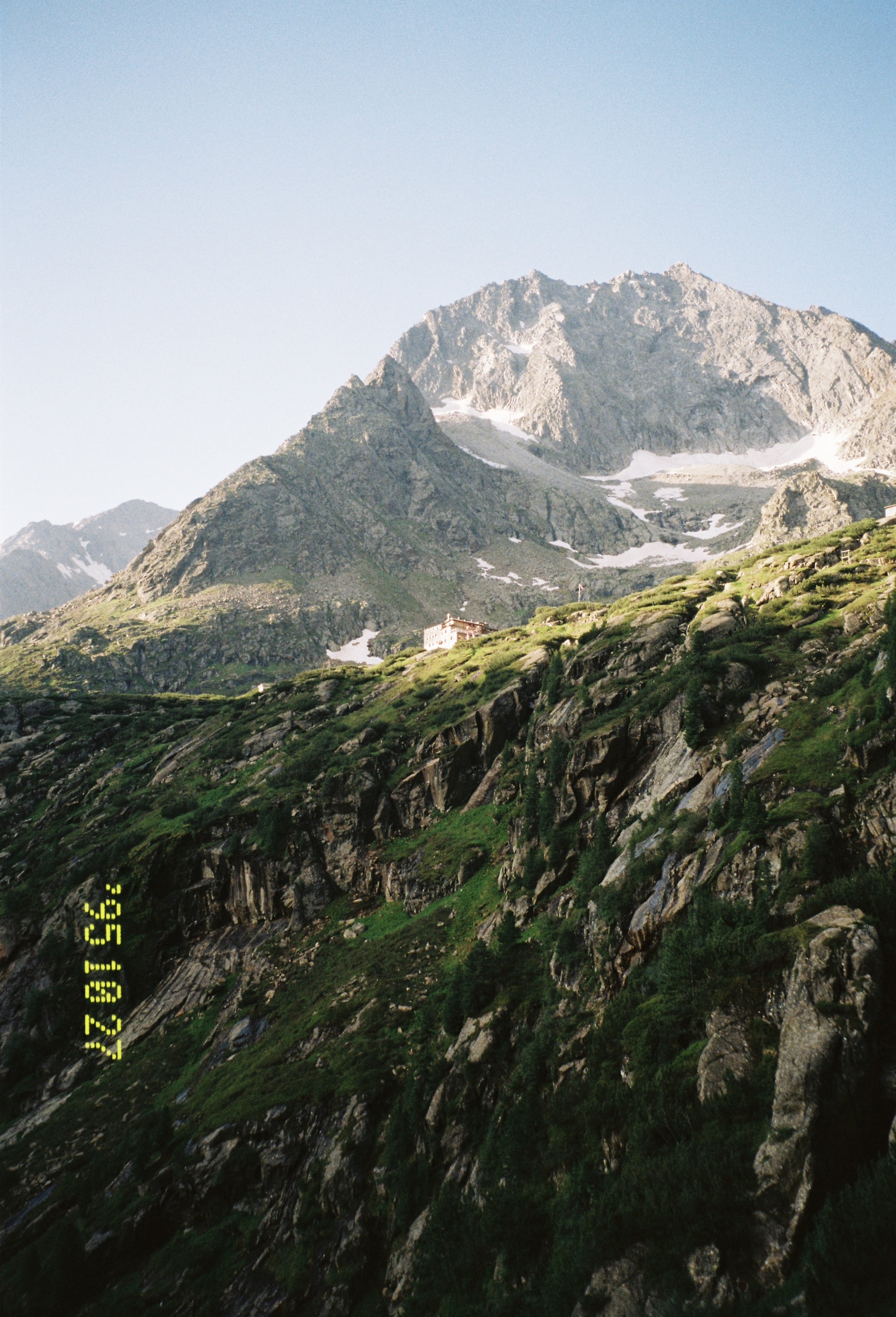 R1-04004-0028.JPG