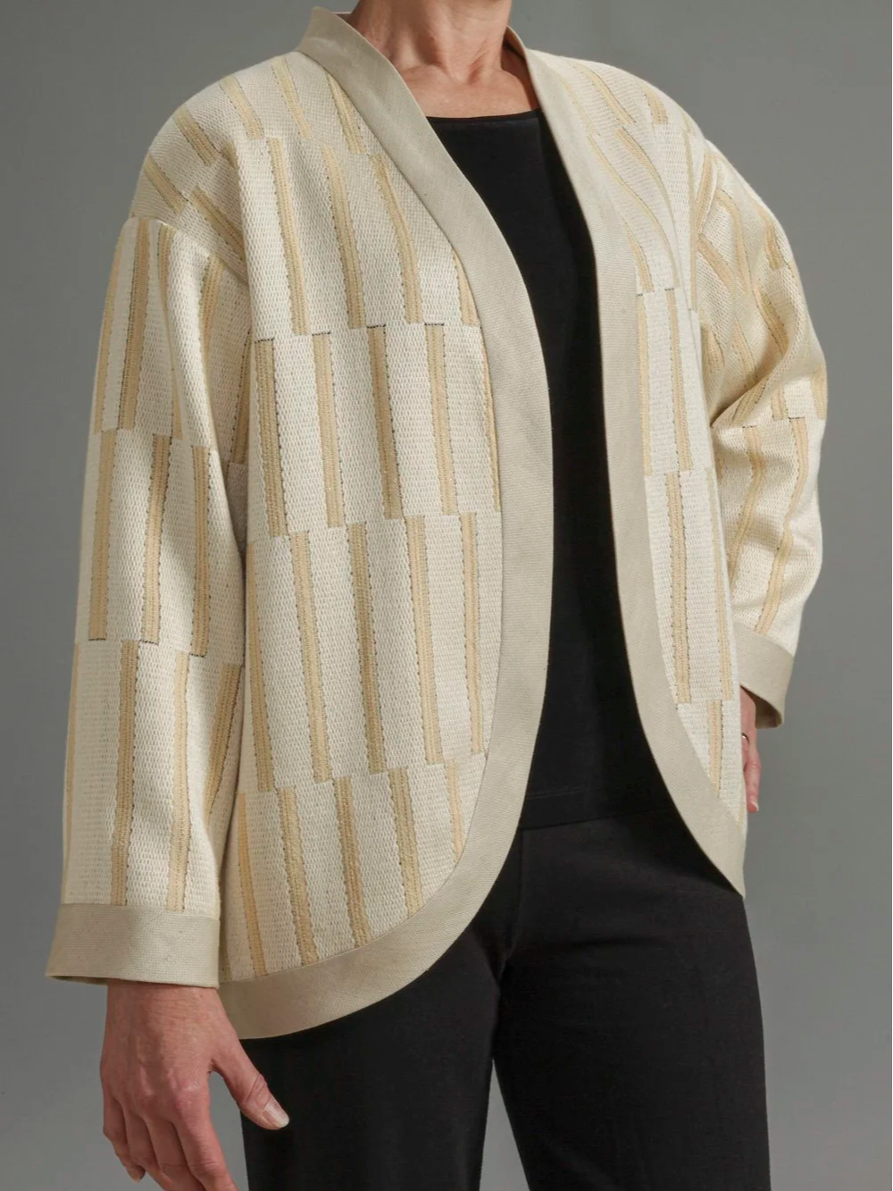 WEB+-+Karen+Donde%2C+Handwoven+Garment%2C+Mills+River%2C+NC-3+%282%29.png