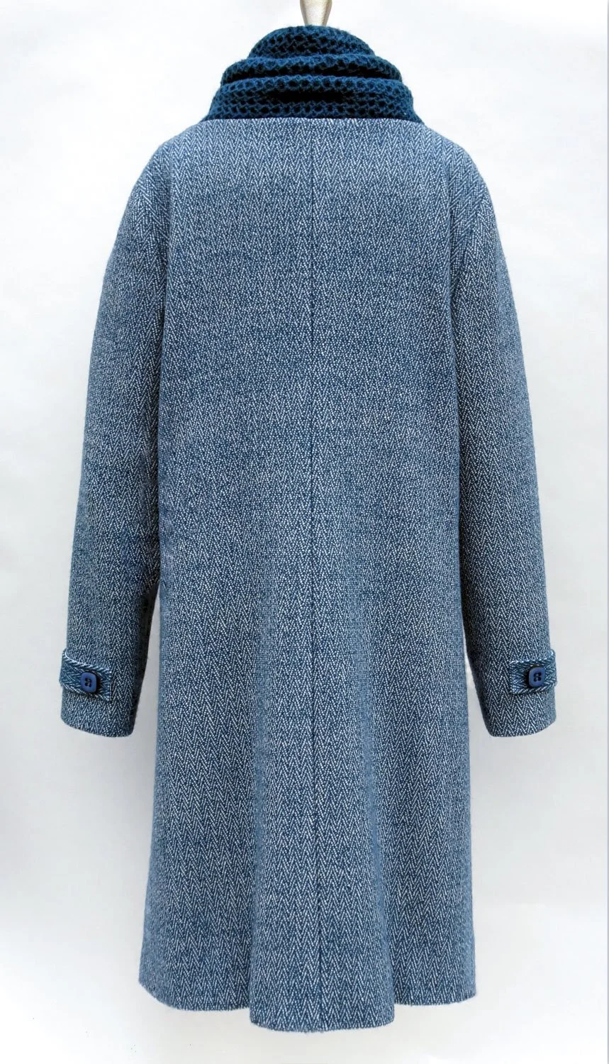 LONG COAT ~ Back View