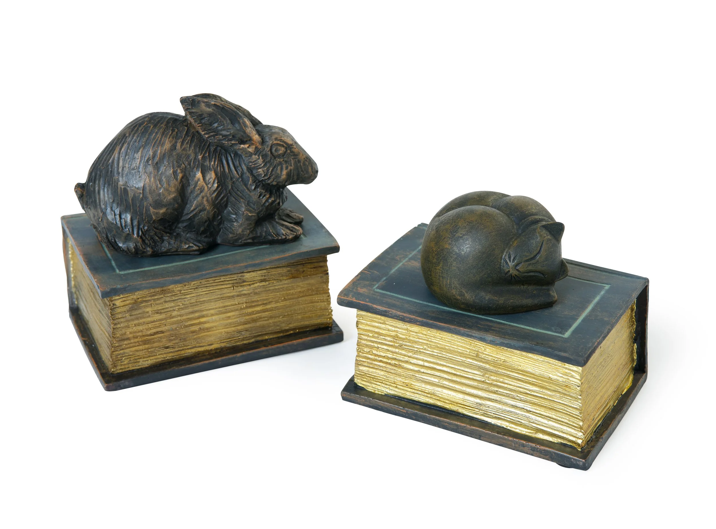 Rabbit-Cat-on-Book-01.jpg