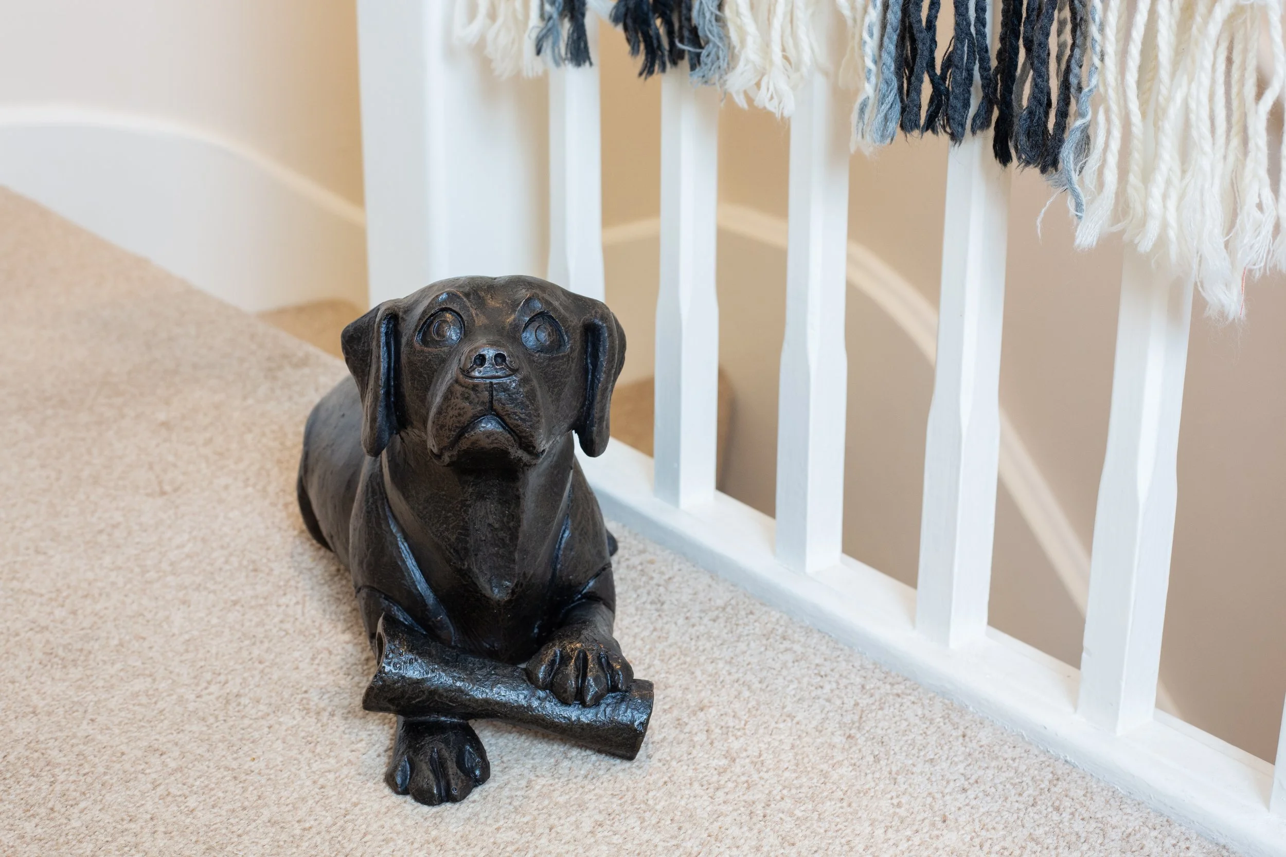 Dog-with-Bone-04.jpg