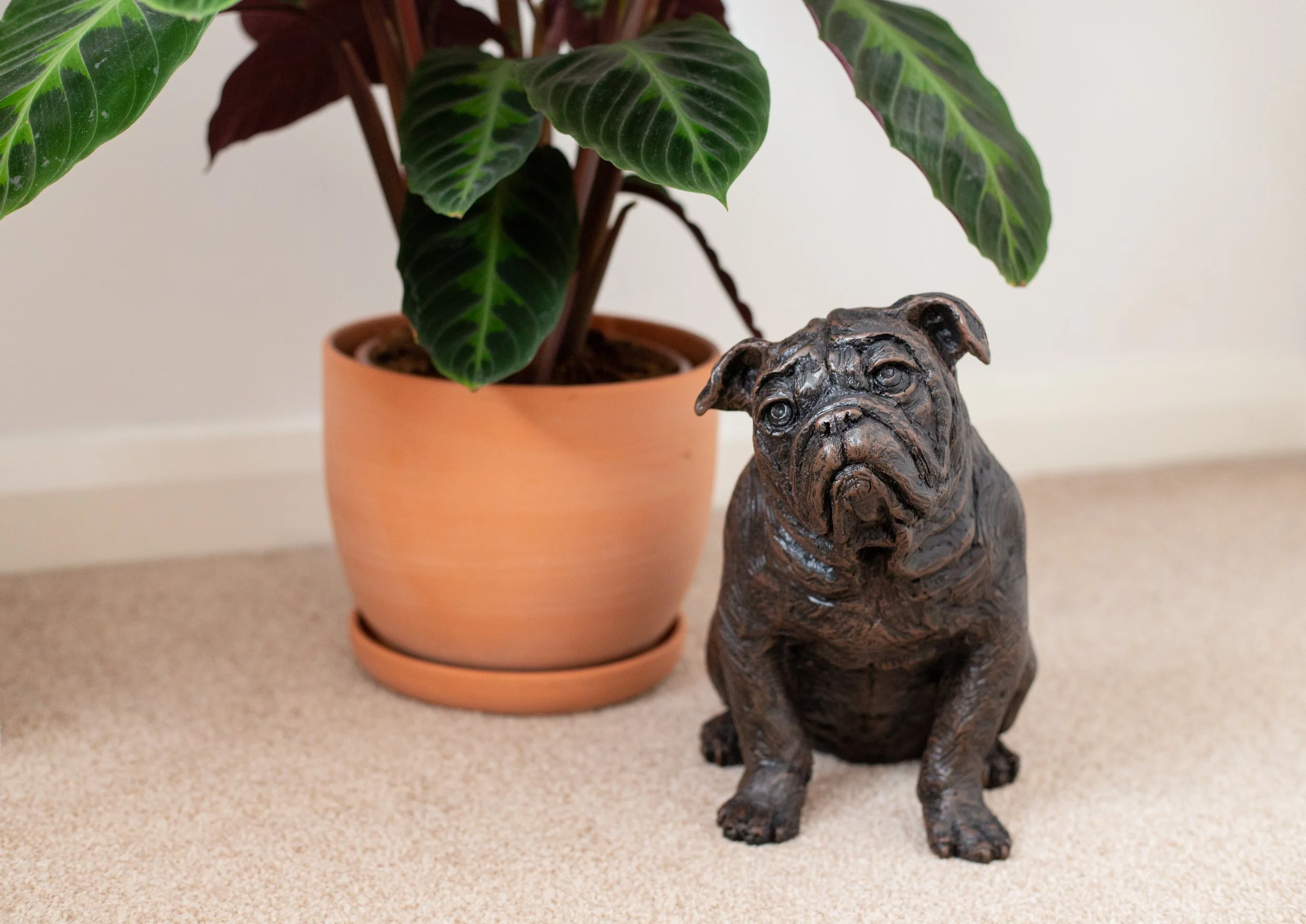 Bulldog Urn