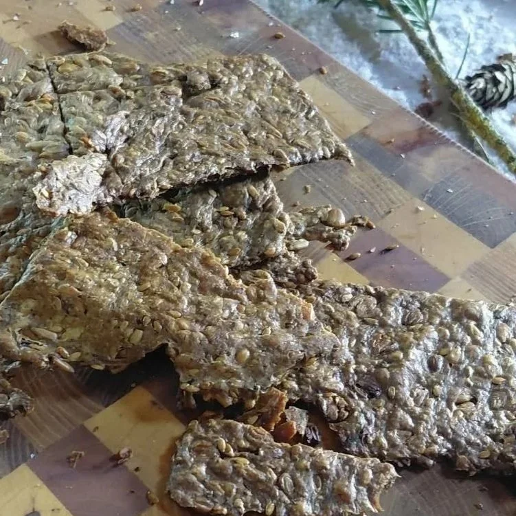 Kukeseene murtud leib ehk kukeseene knekkebrød