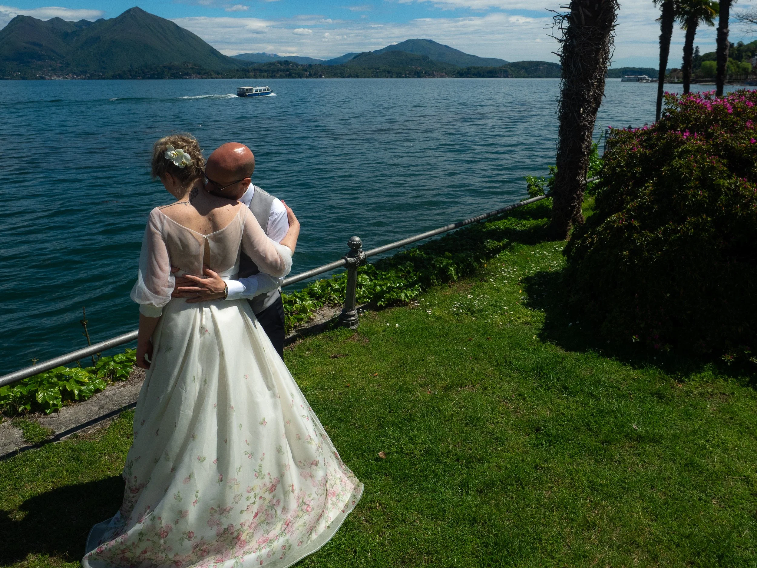 Elena e Giuseppe: un sì affacciato sul Lago Maggiore