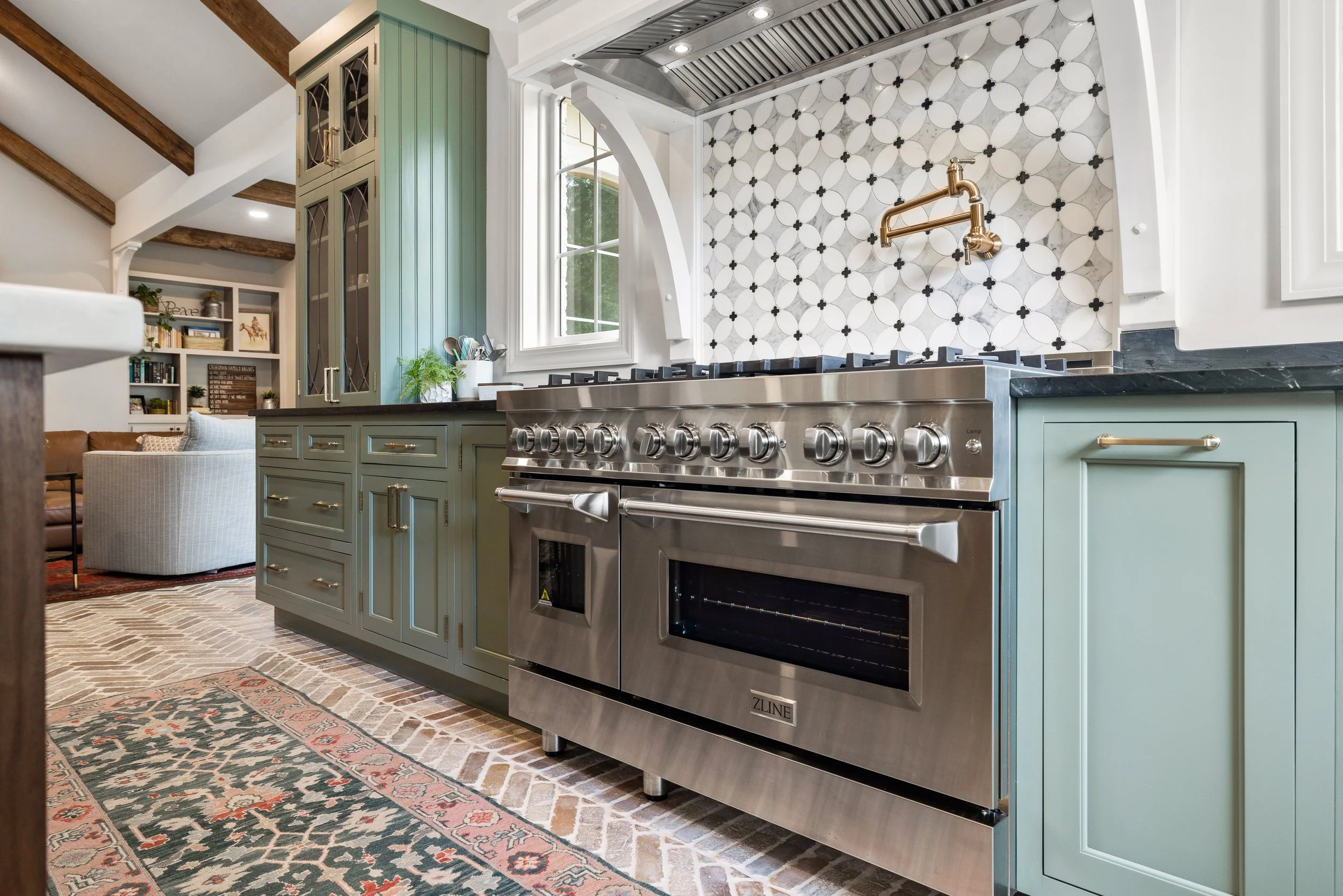 Valerie Drive - Owner_s Choice-8.jpg