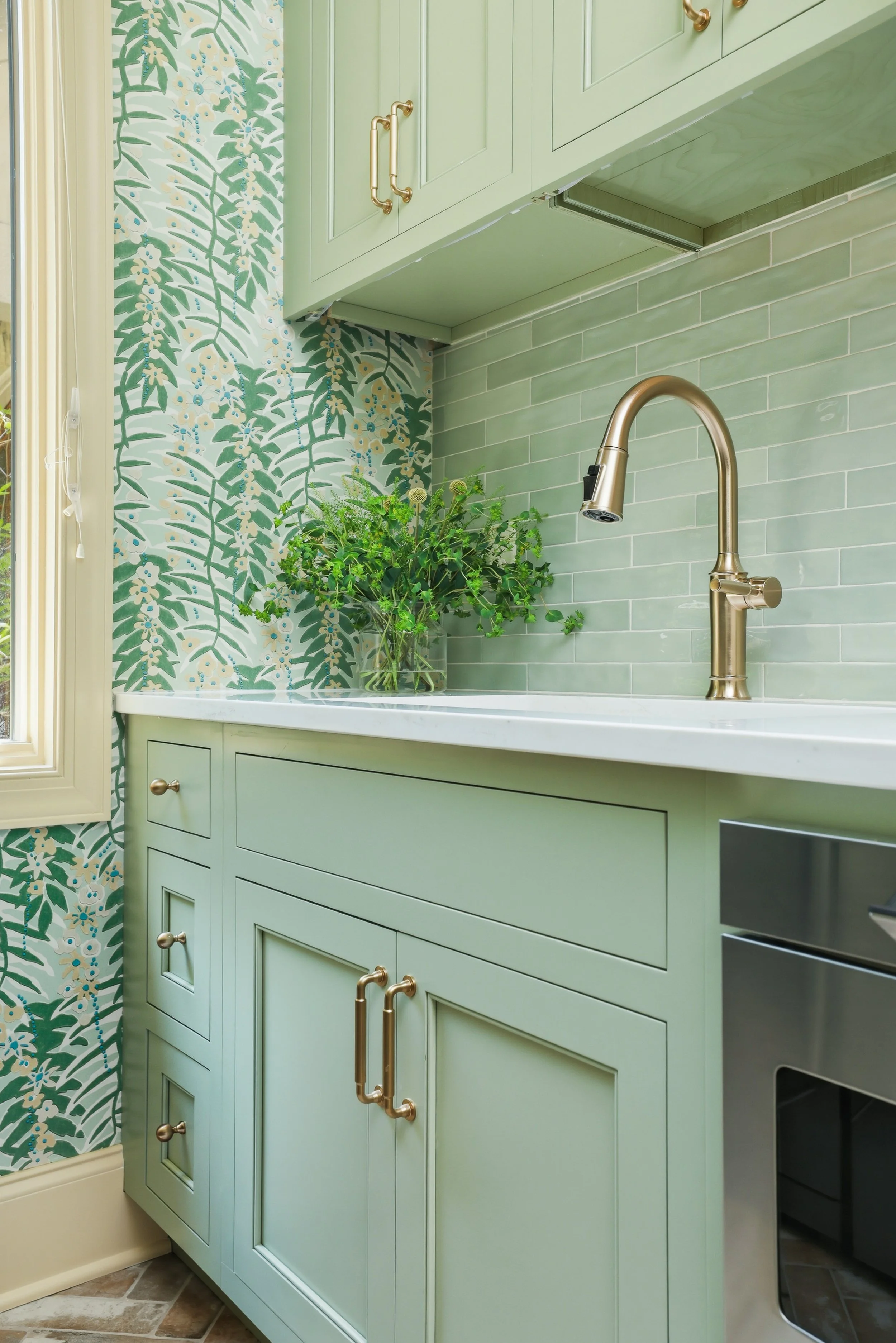 Lake Keowee Laundry & Bathrooms