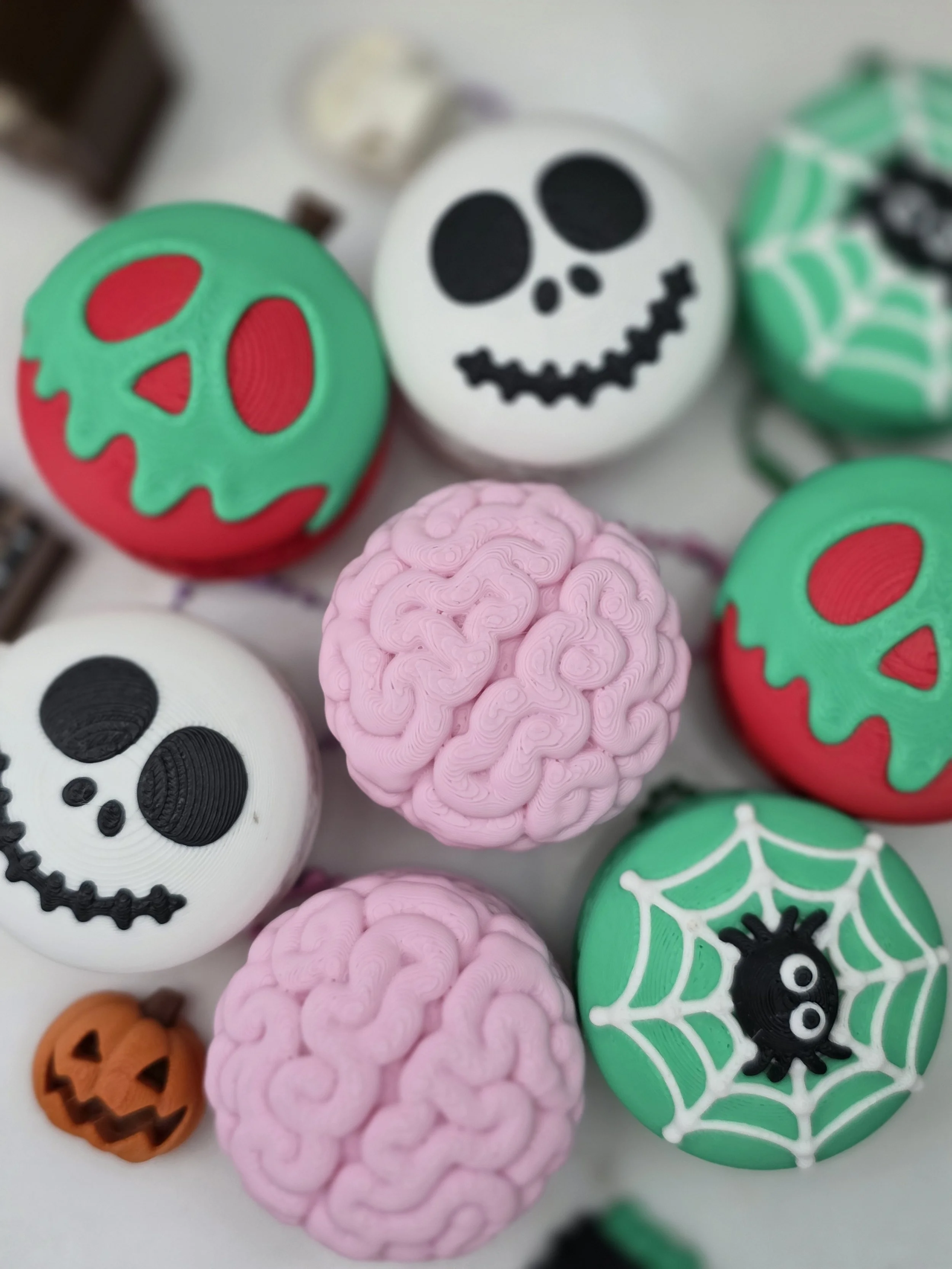 Spooky Macaroons