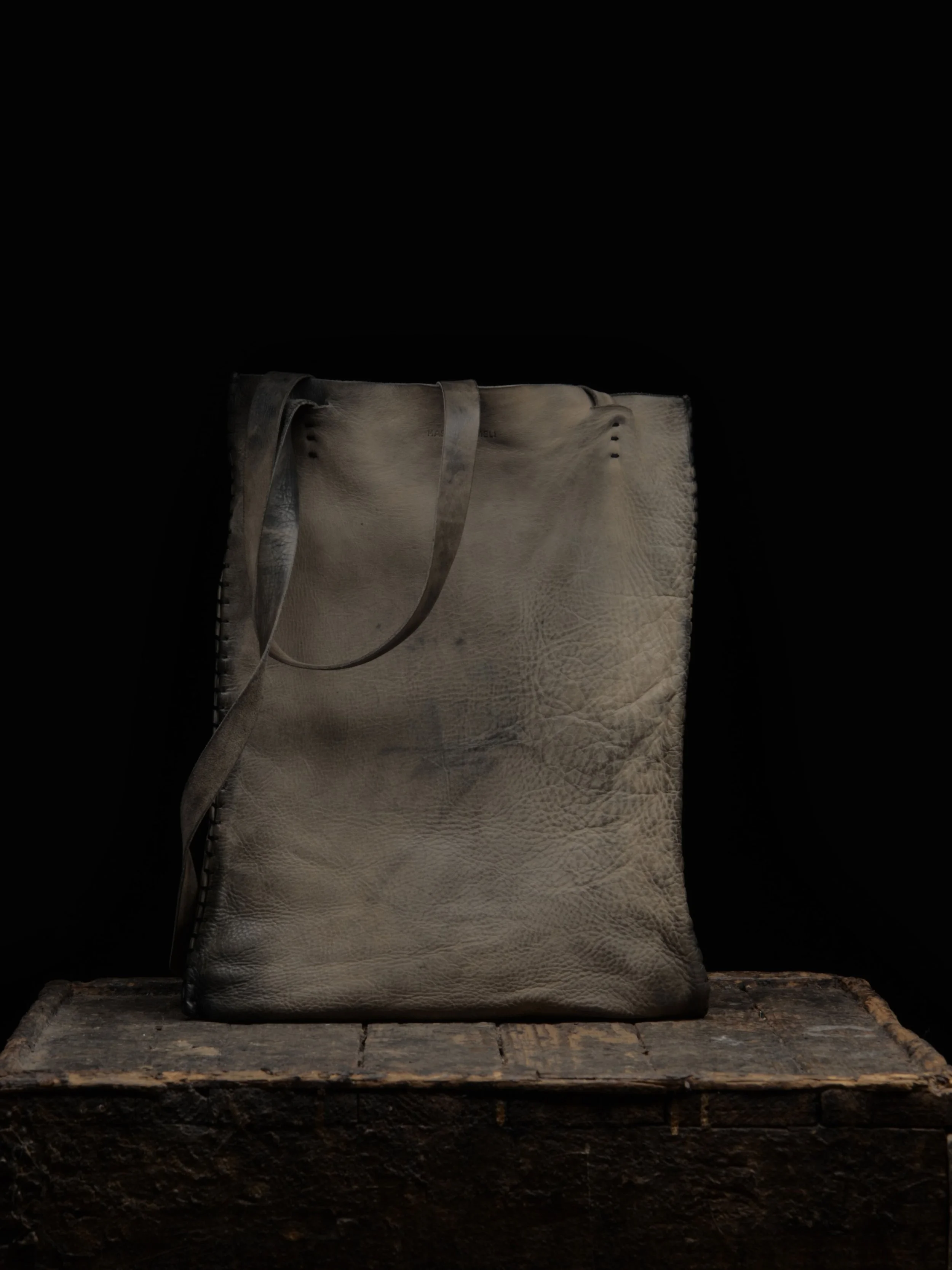 2s-Shopper-G-Hassan-Ameli.jpg