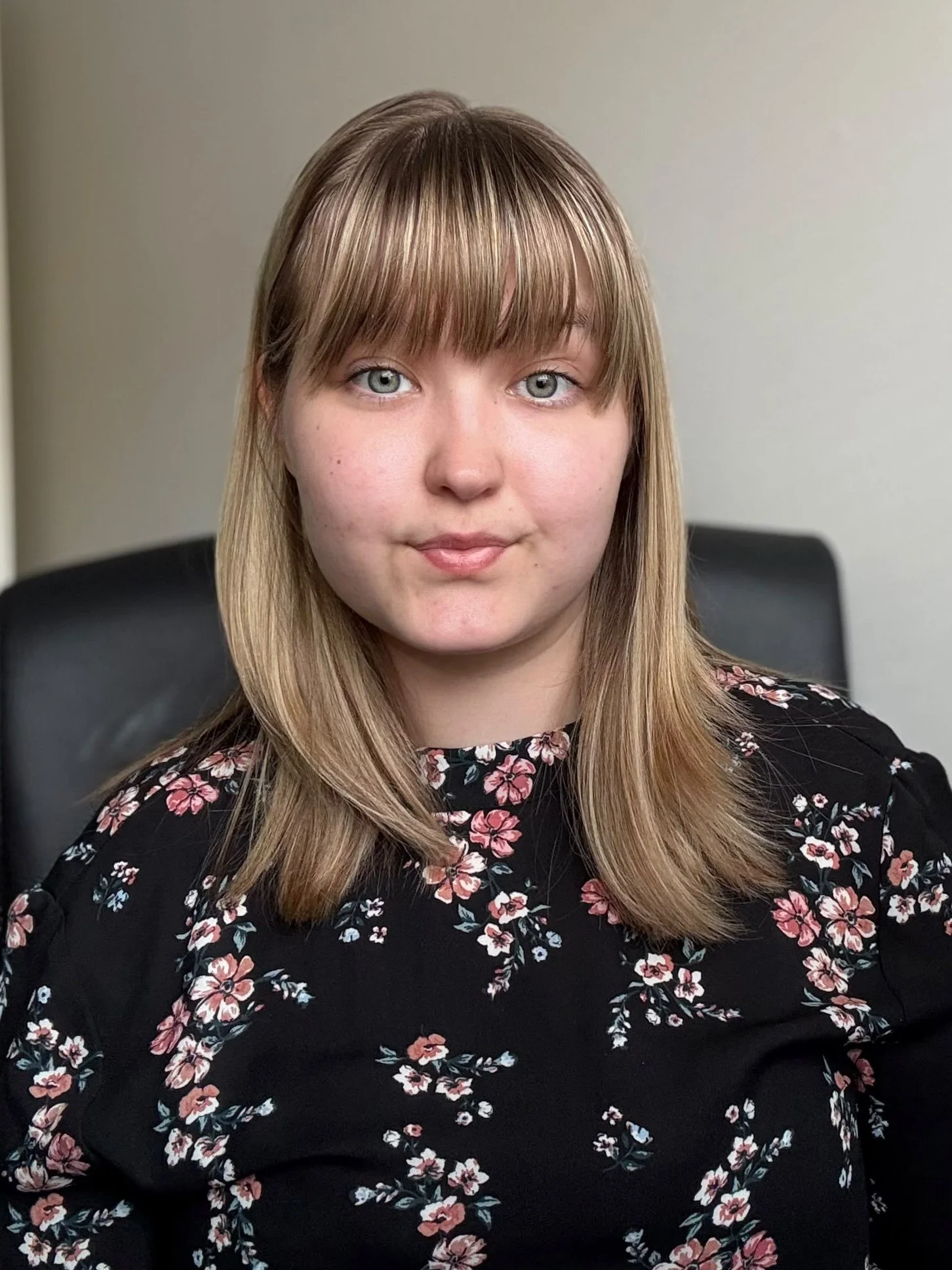 Luotettava kirjanpitäjä yrityksesi tueksi. Yrittäjä, jolla on usean vuoden kokemus kirjanpidosta, tilinpäätöksistä, palkanlaskennasta ja taloushallinnosta. Asiantunteva ja henkilökohtainen palvelu auttaa yrittäjiä pitämään talouden hallinnassa.