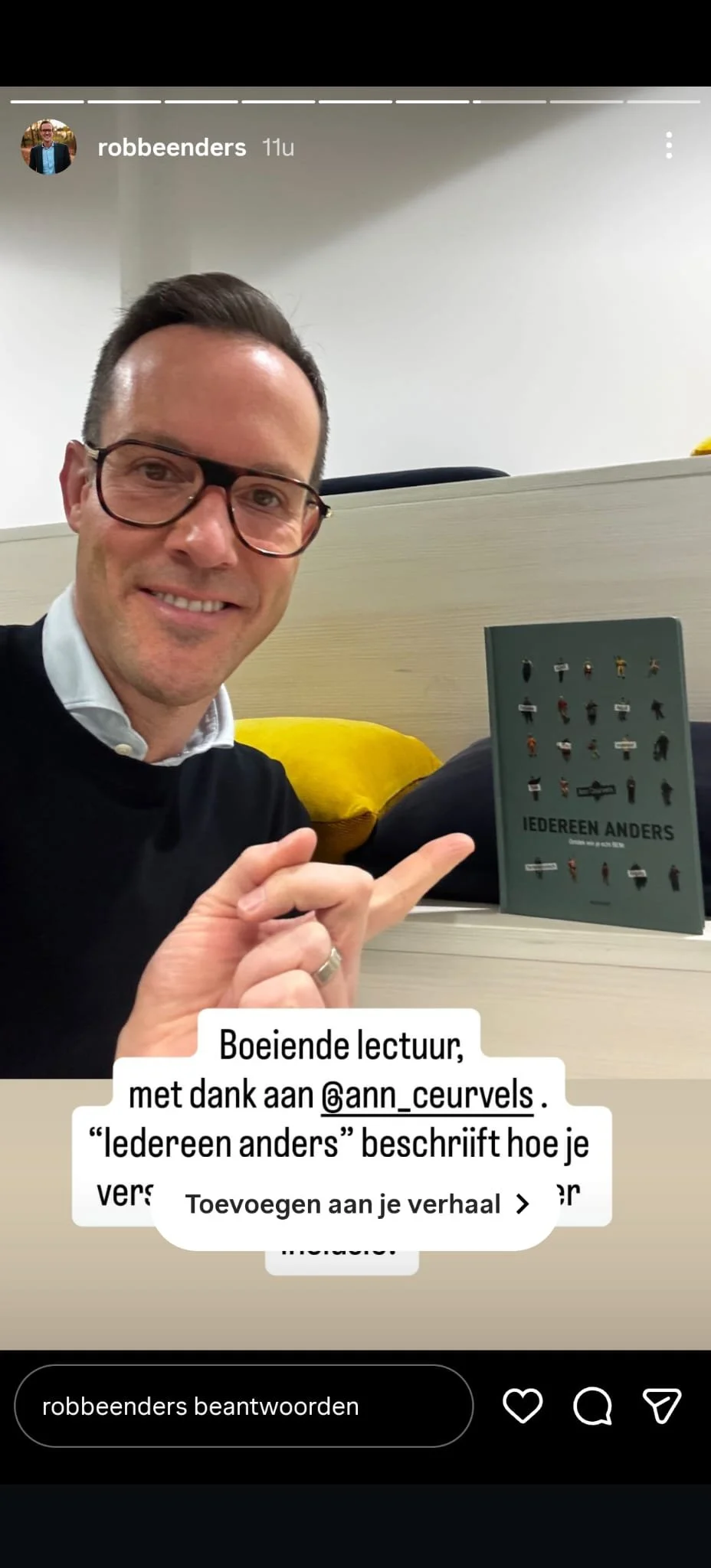 Minister van Inclusie Rob Beenders promoot boek 'Iedereen Anders' van Ann Ceurvels | Neurodiversiteit en inclusie-www.annceurvels.be