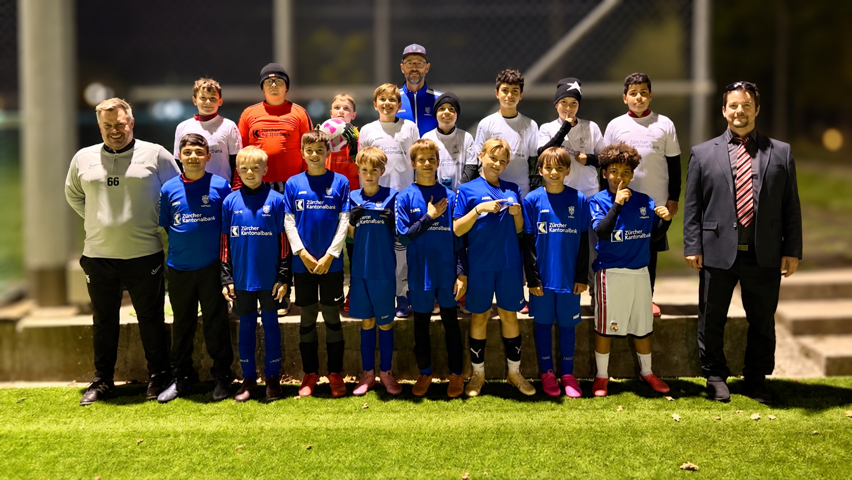 Teamfoto.png