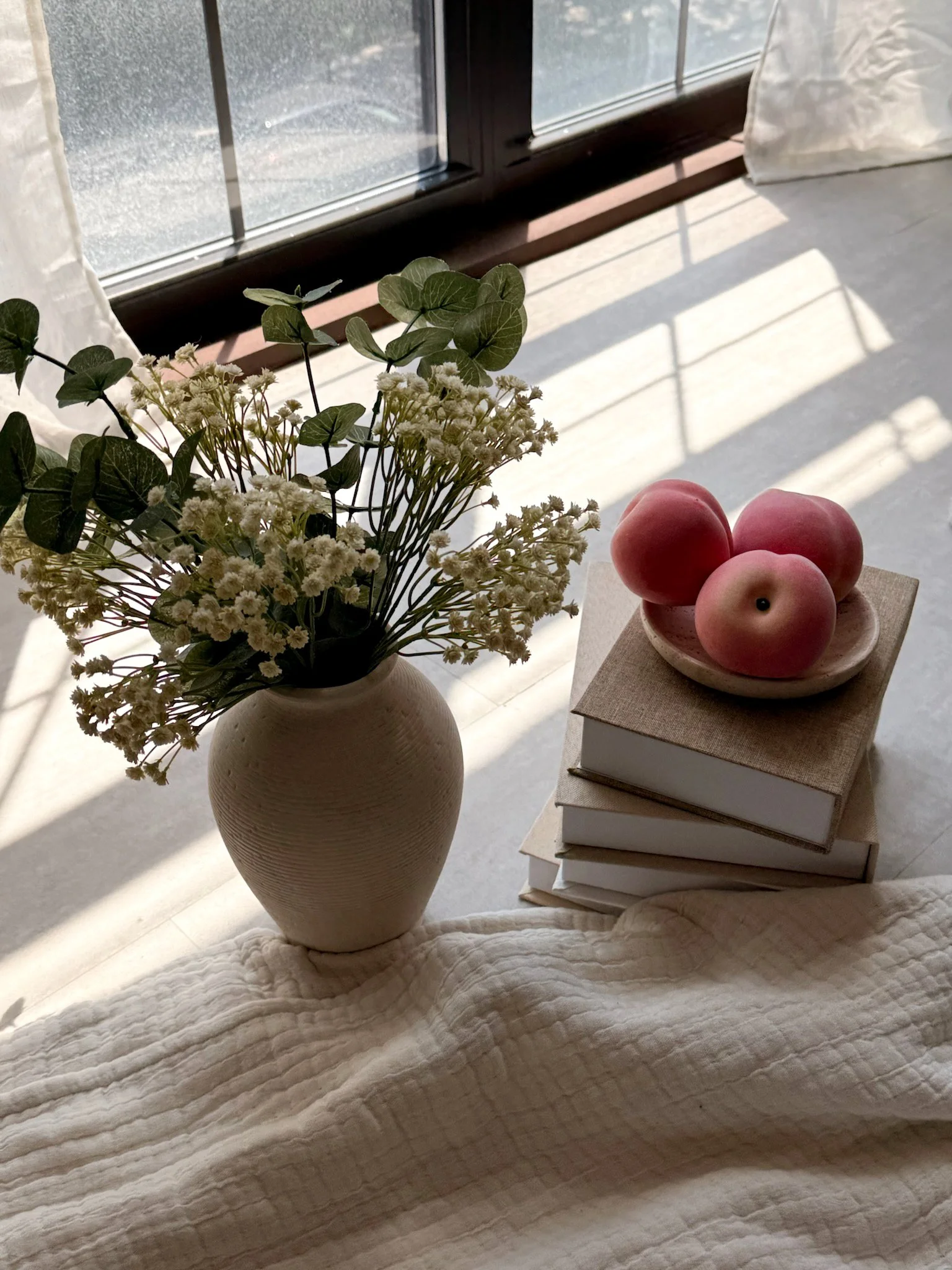 sundrenched-brooklyn-studio-rental-styled-editorial.jpg