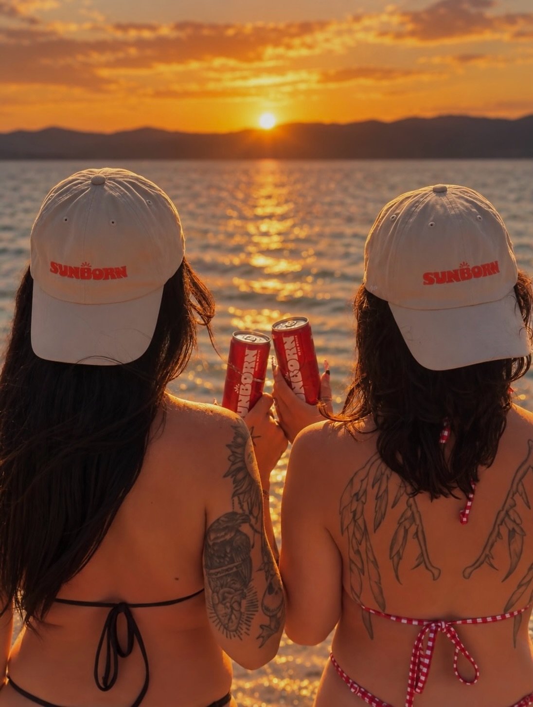 Soaking up every last drop of summer. 🌞

PLEASE DRINK RESPONSIBLY 
#SipTheSunrise