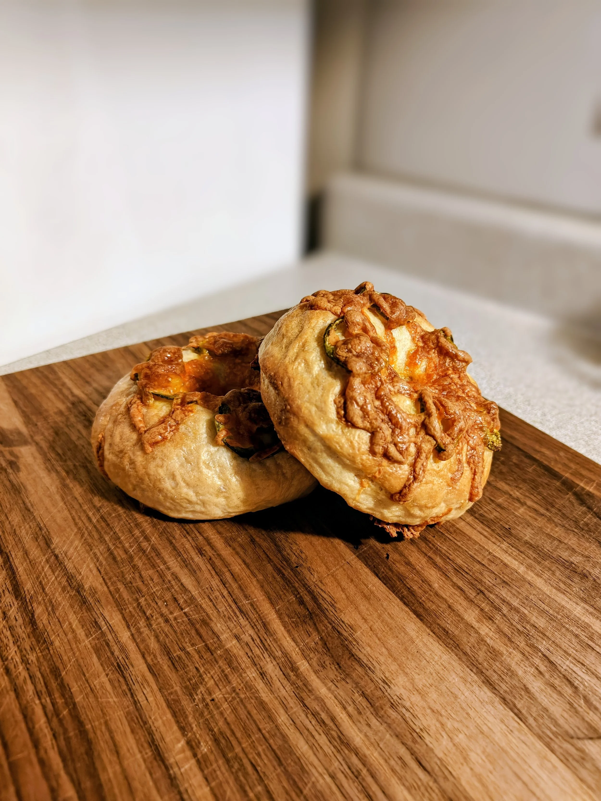 Jalapeno Cheddar Bagels