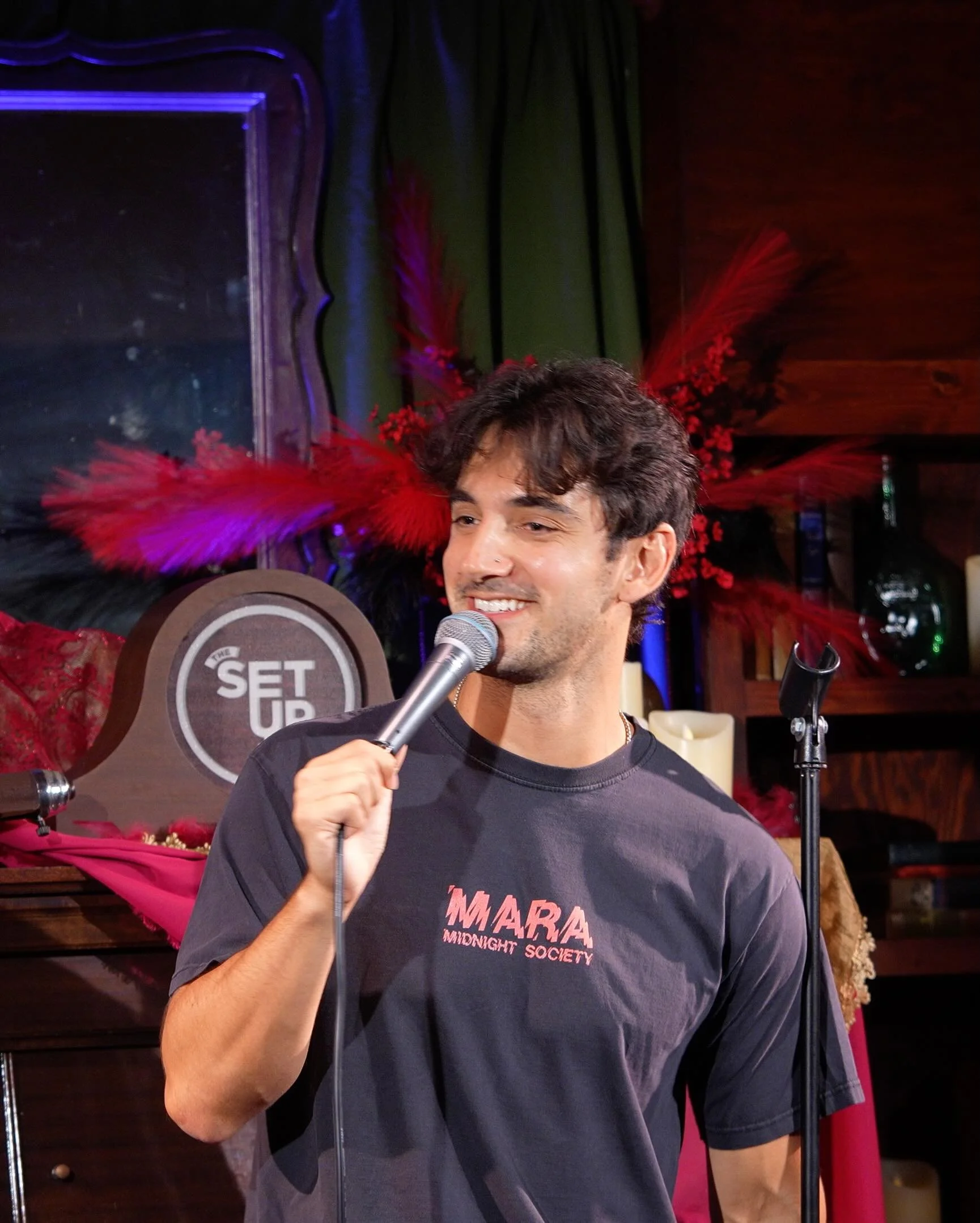 Feeling at home. Be back soon Bay Area ✌🏼 

Late post but huge shoutout to these top tier Bay Area venues putting on killer shows- @setupcomedyshow @roostertf @cttcomedy @deadasscomedyshow @comedyoakland 

#comedy #bayarea #standupcomedian