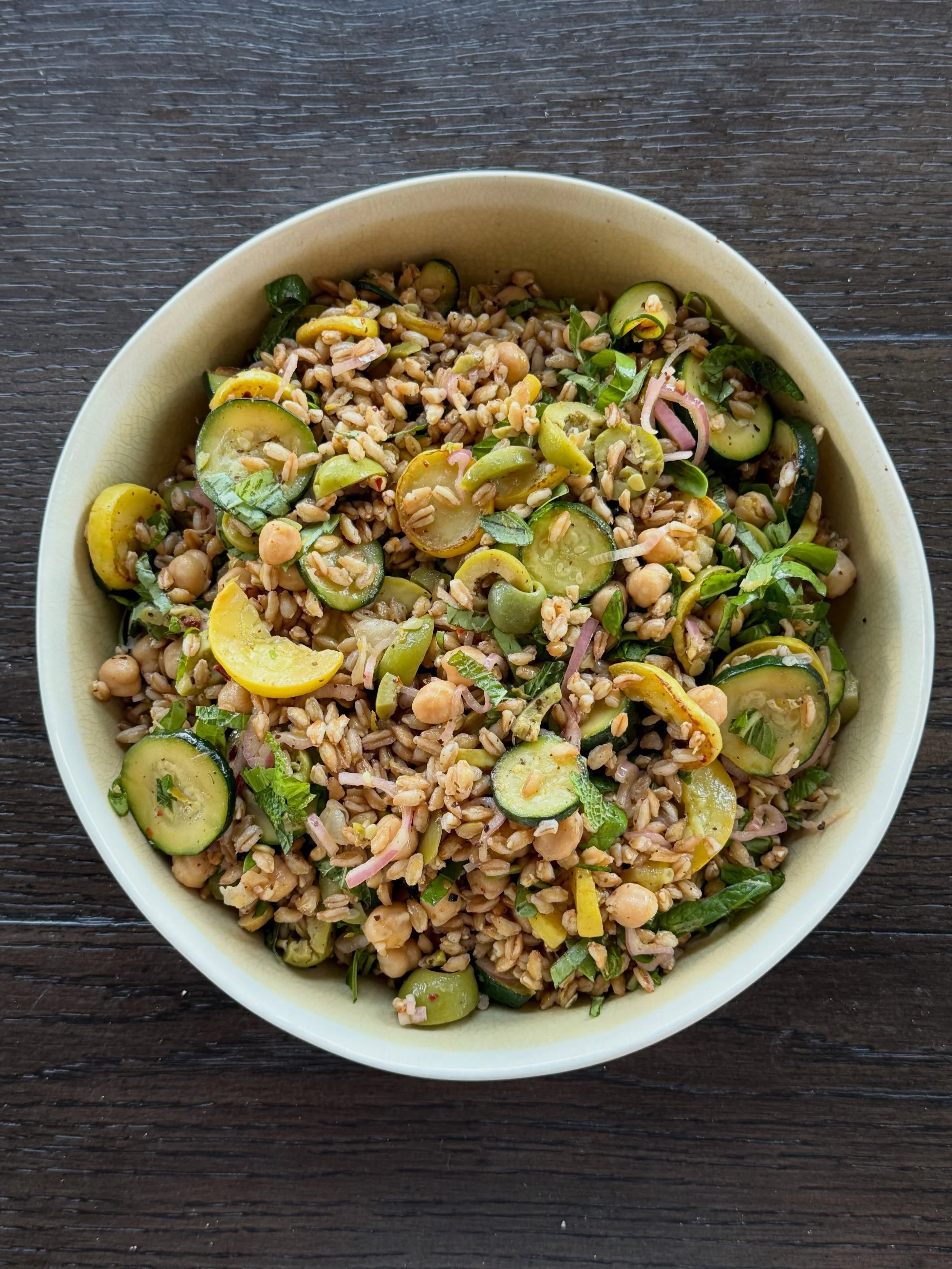 Another salad I&rsquo;ll have for my family. This one has farro, zucchini, green olives, chickpeas, shallot, etc. So good!