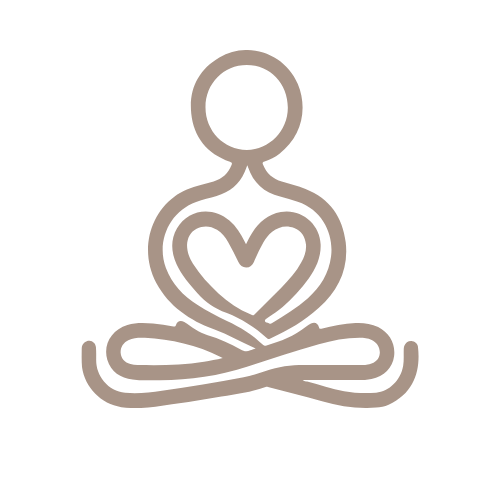 Icono de una figura humana en posición de meditación con un corazón en el centro y líneas que representan energía o paz.