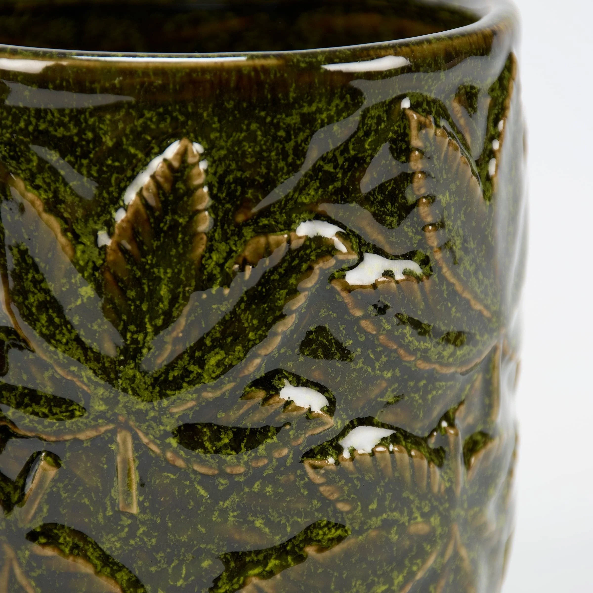 pot-leaves-mug-2.jpg