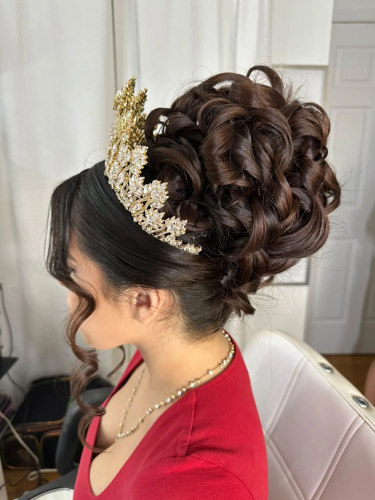 HAIRSTYLING