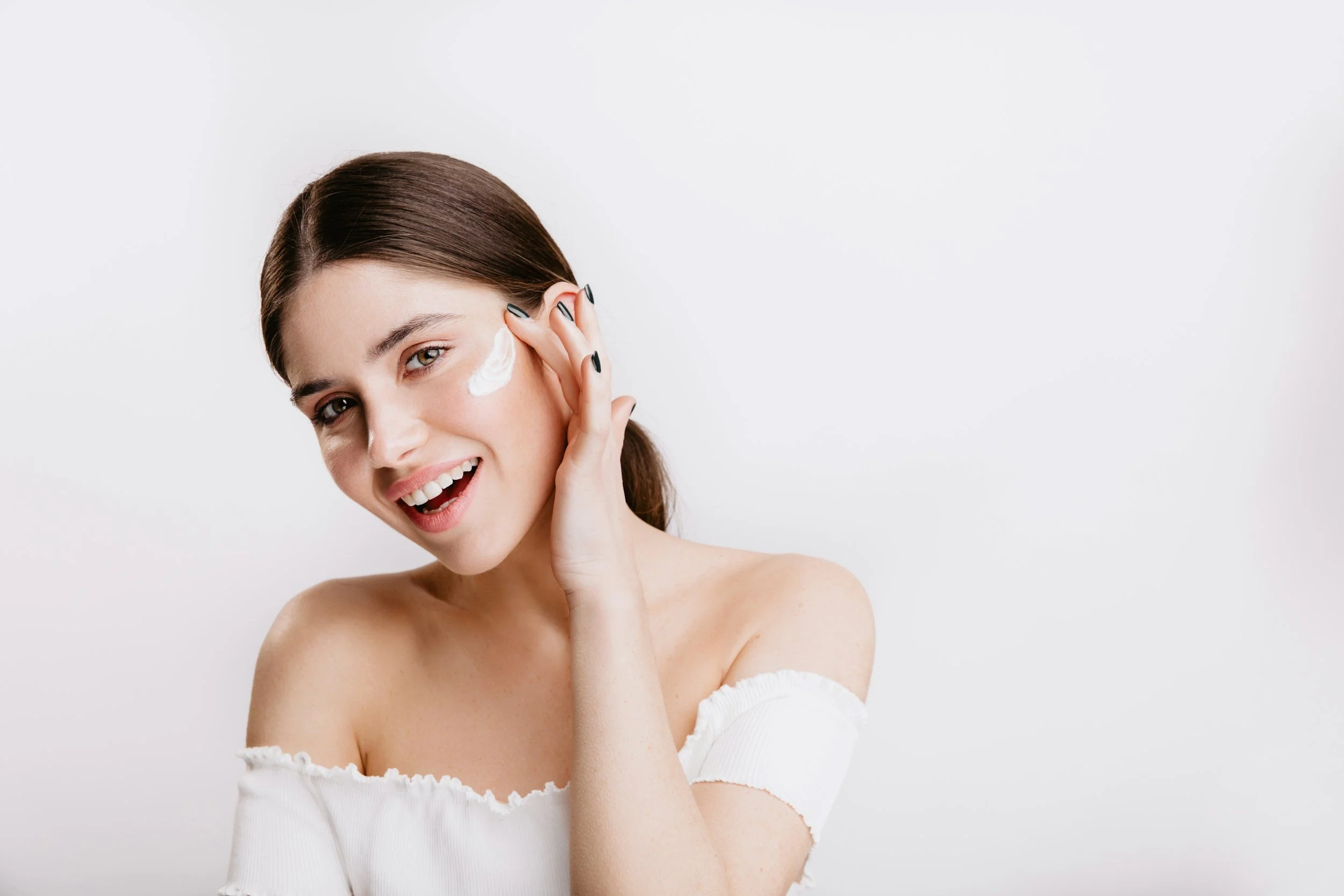 Contact Ageless Society Aesthetics & Wellness | Medspa in Bakersfield, CA, 93311