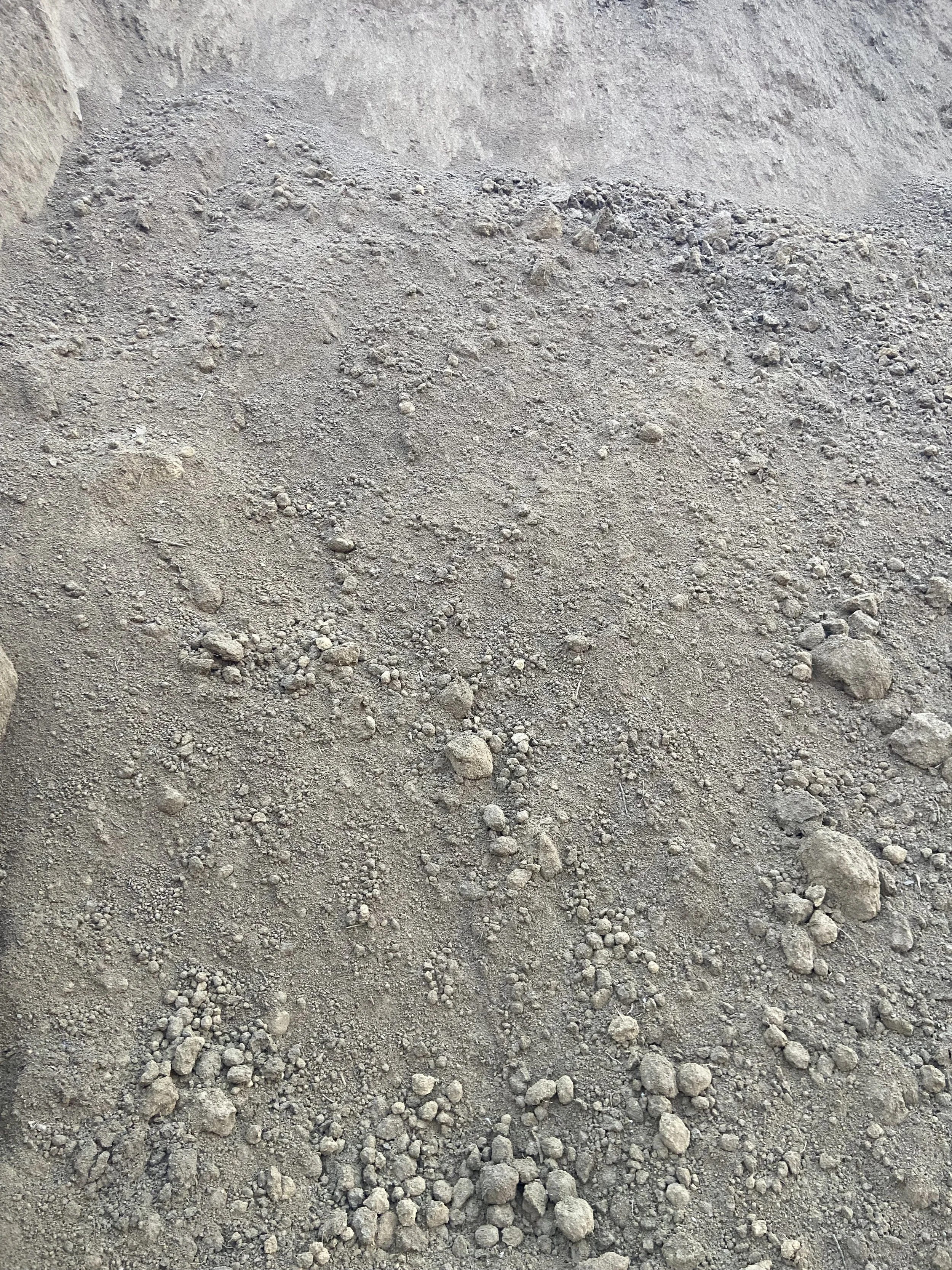 ½" Screened Loam