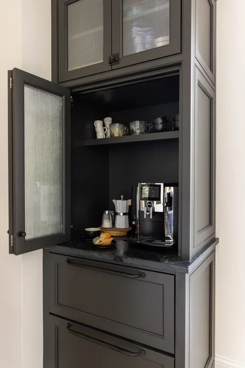 Kate_Eckstein_Design_Modern_Antique_Kitchen11.webp