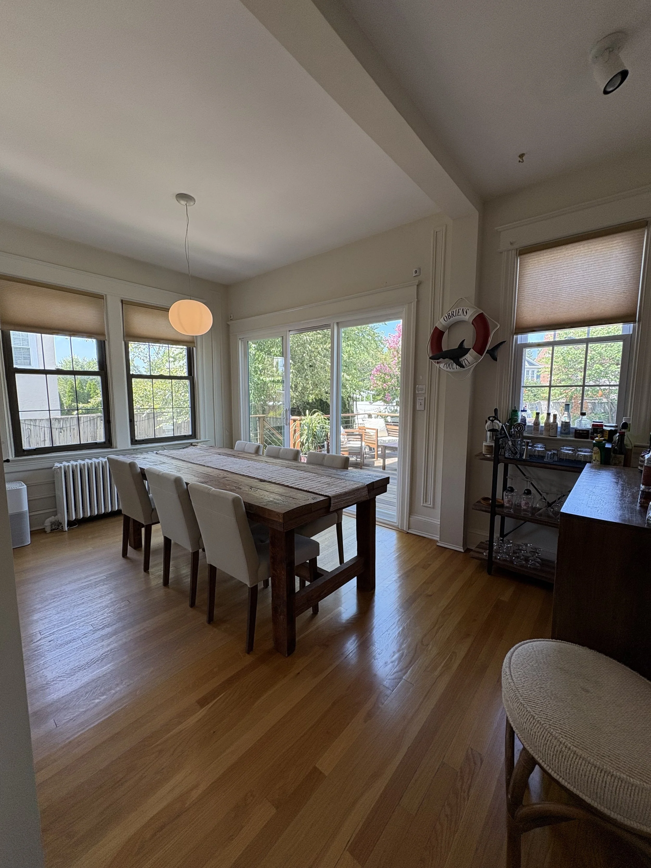 dining 1.jpg