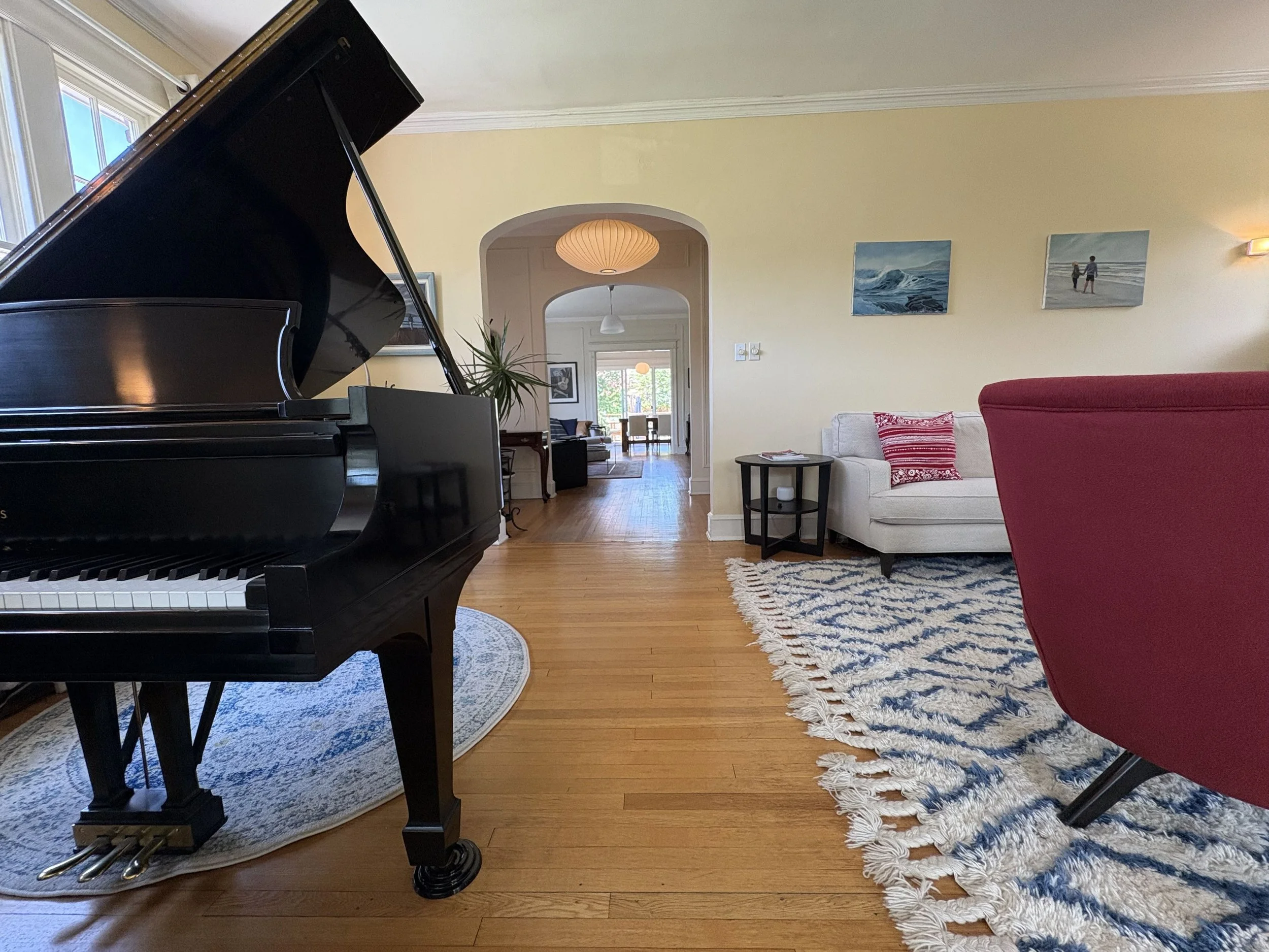 piano view to dining 1.jpg