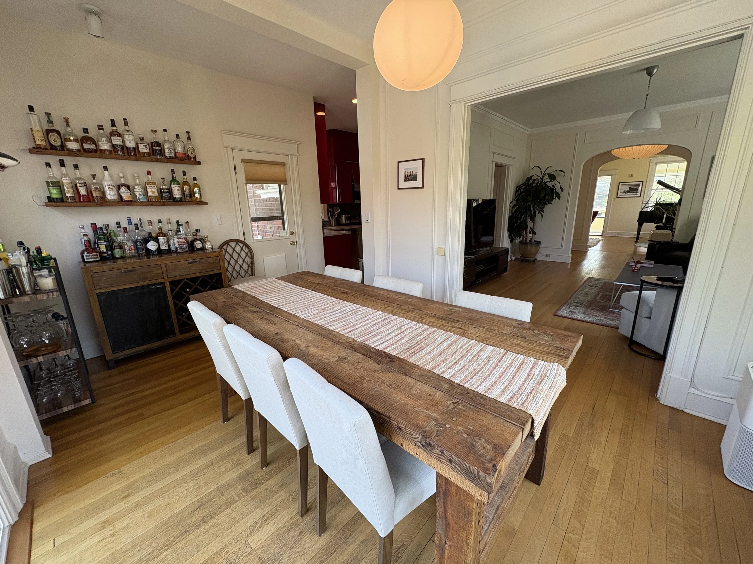 dining view to living rm 1.jpg