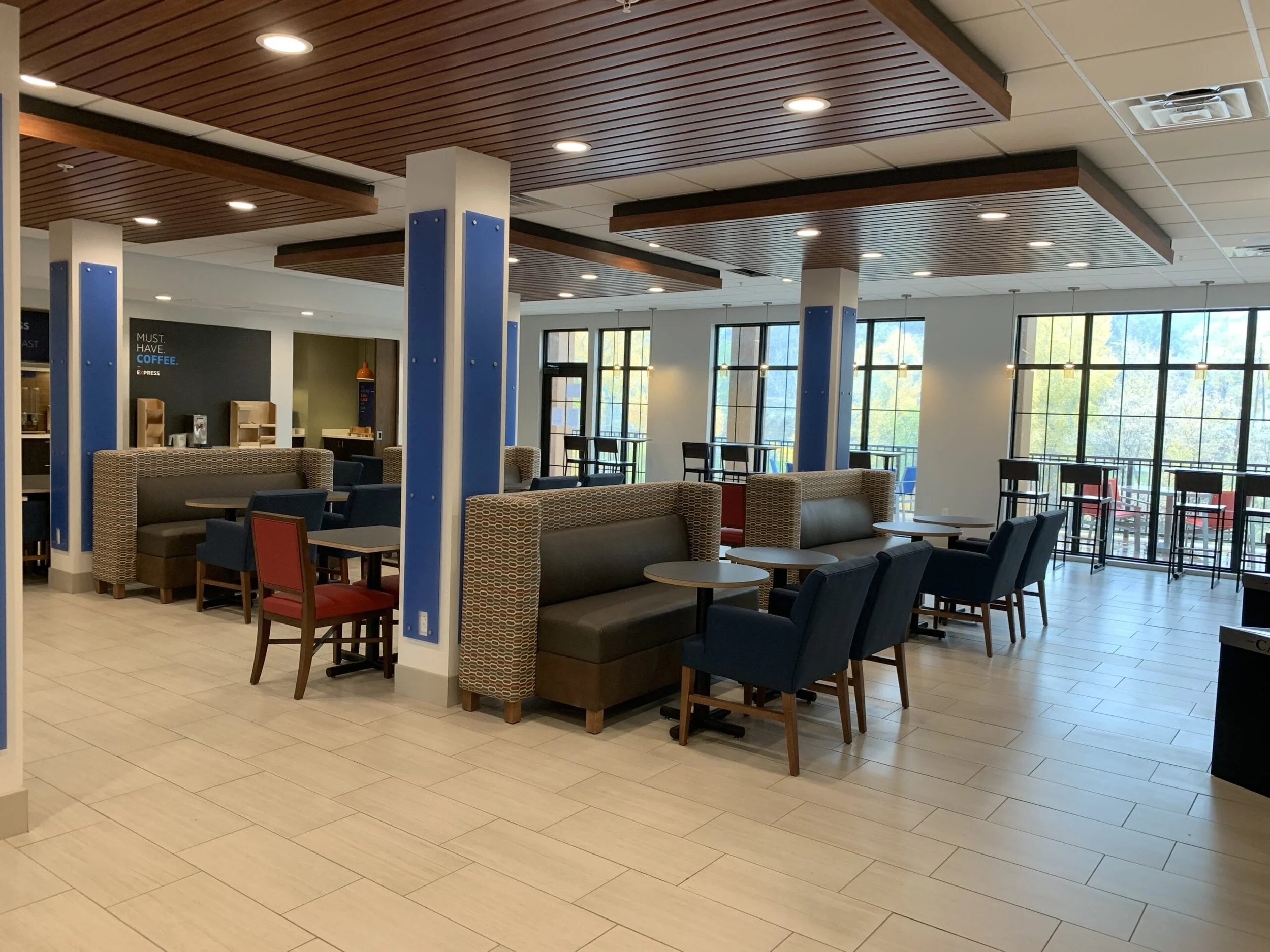 Breakfast-Area-scaled.jpg