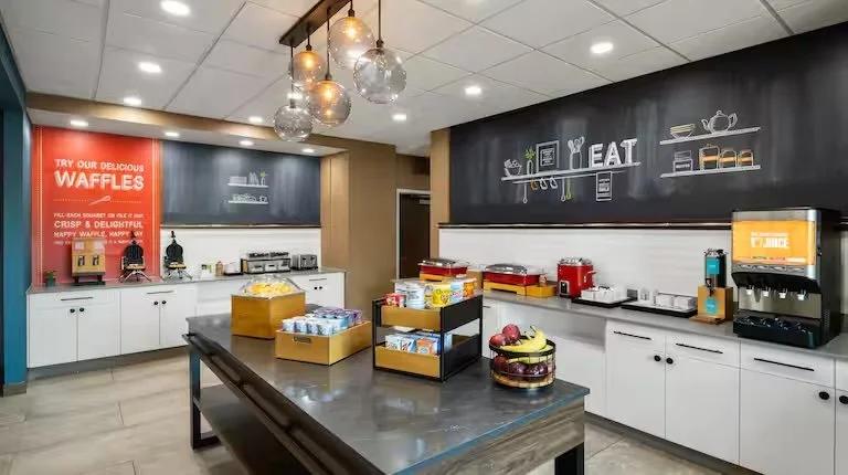 breakfast-area-1.jpg