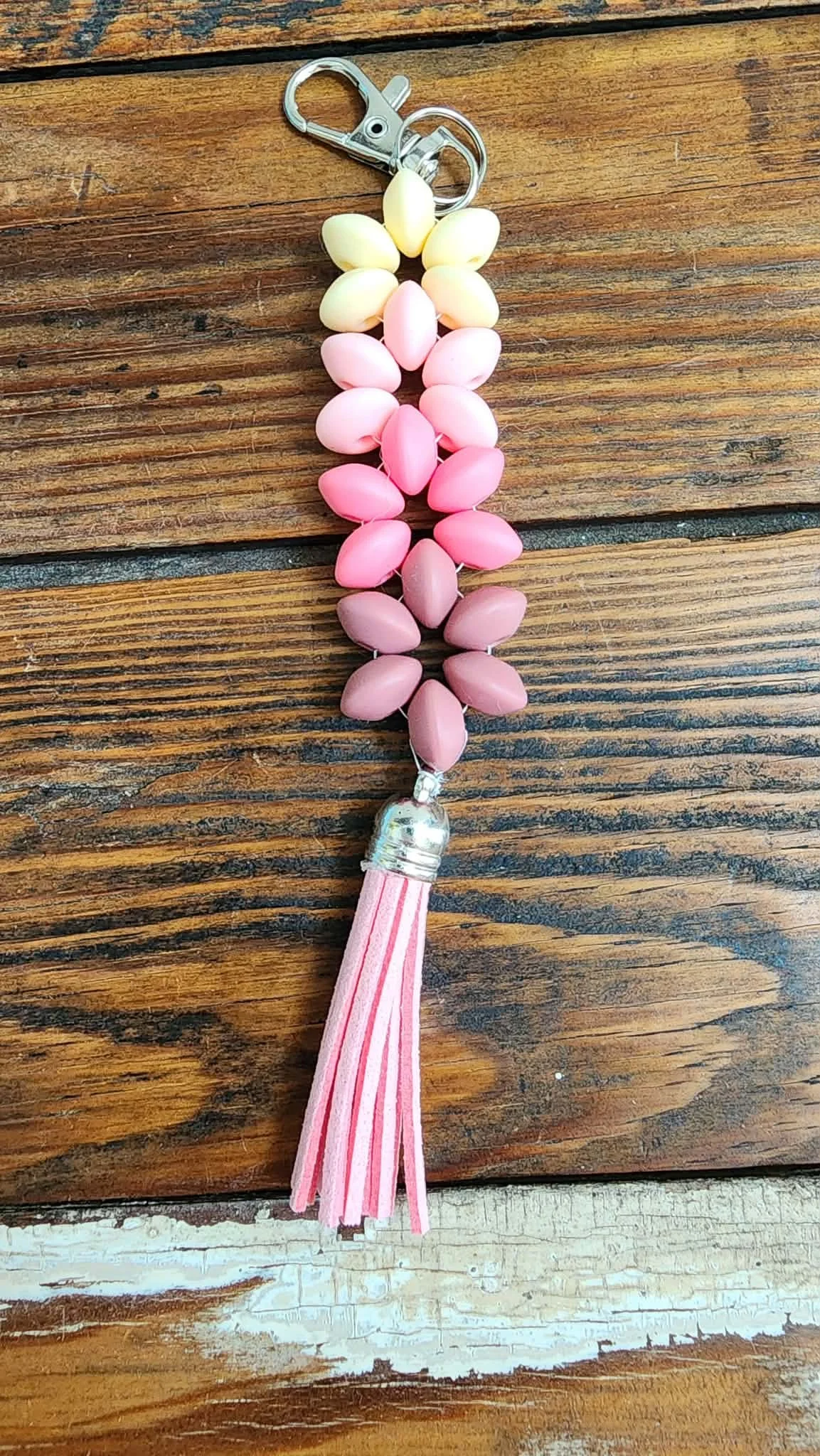 K_Sunrise_Blossom_Tassel_Keychain.jpg