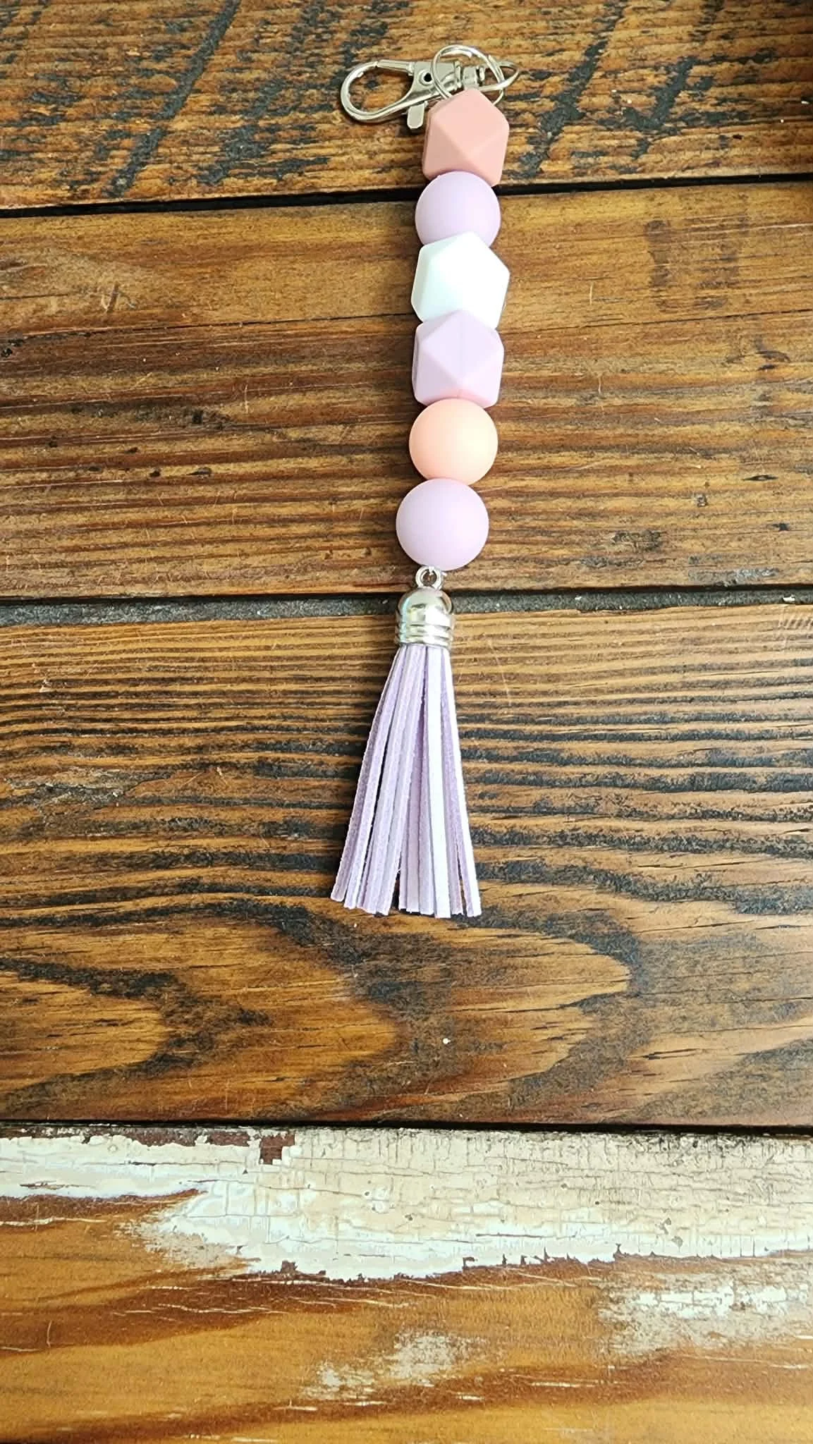 K_Pastel_Geometric_Tassel_Keychain.jpg