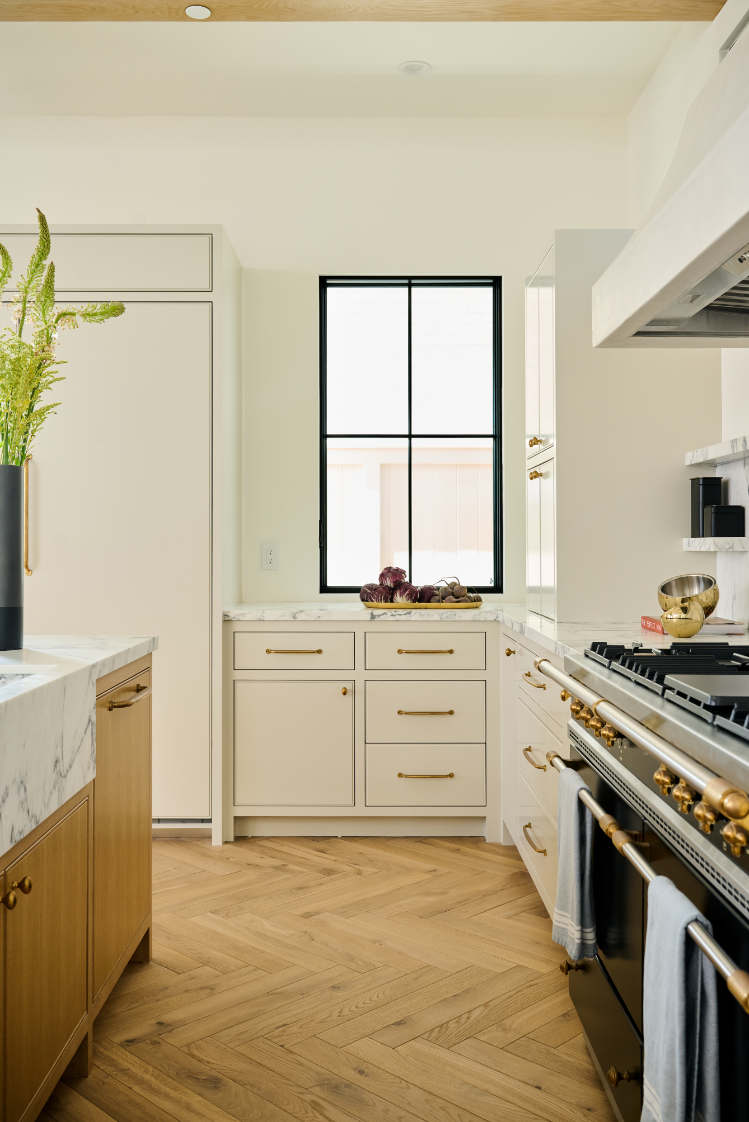 JenCaskey_409Bayview_004.png
