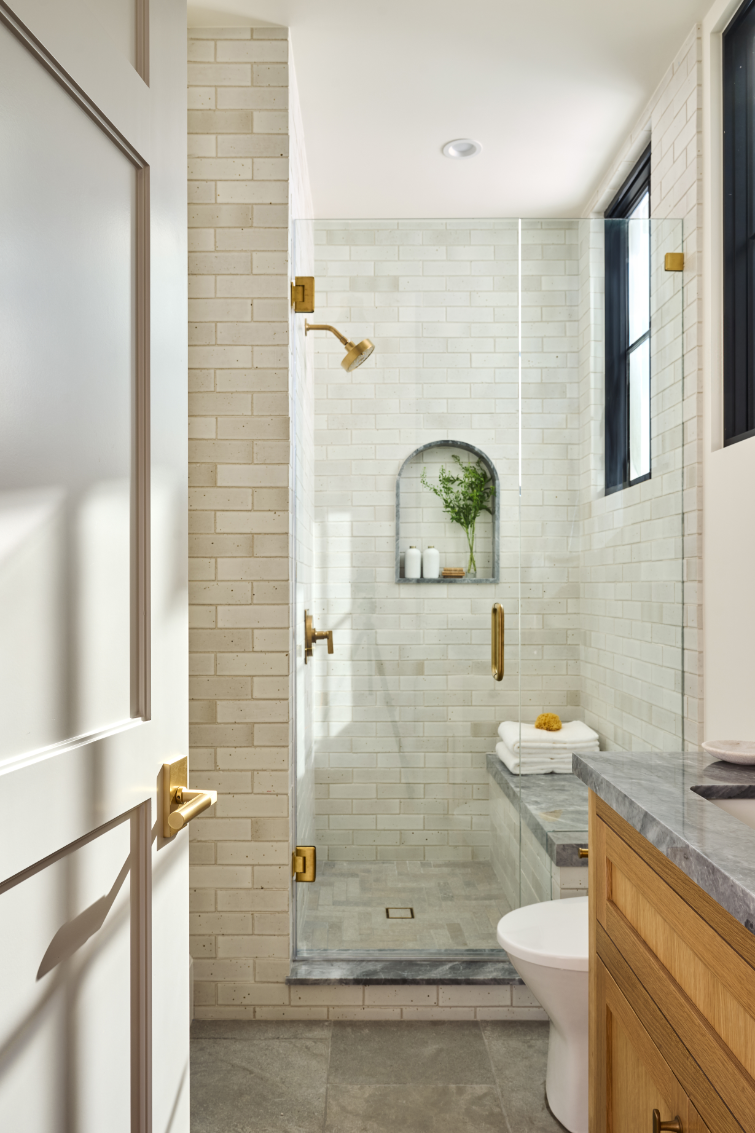JenCaskey_409Bayview_028.png