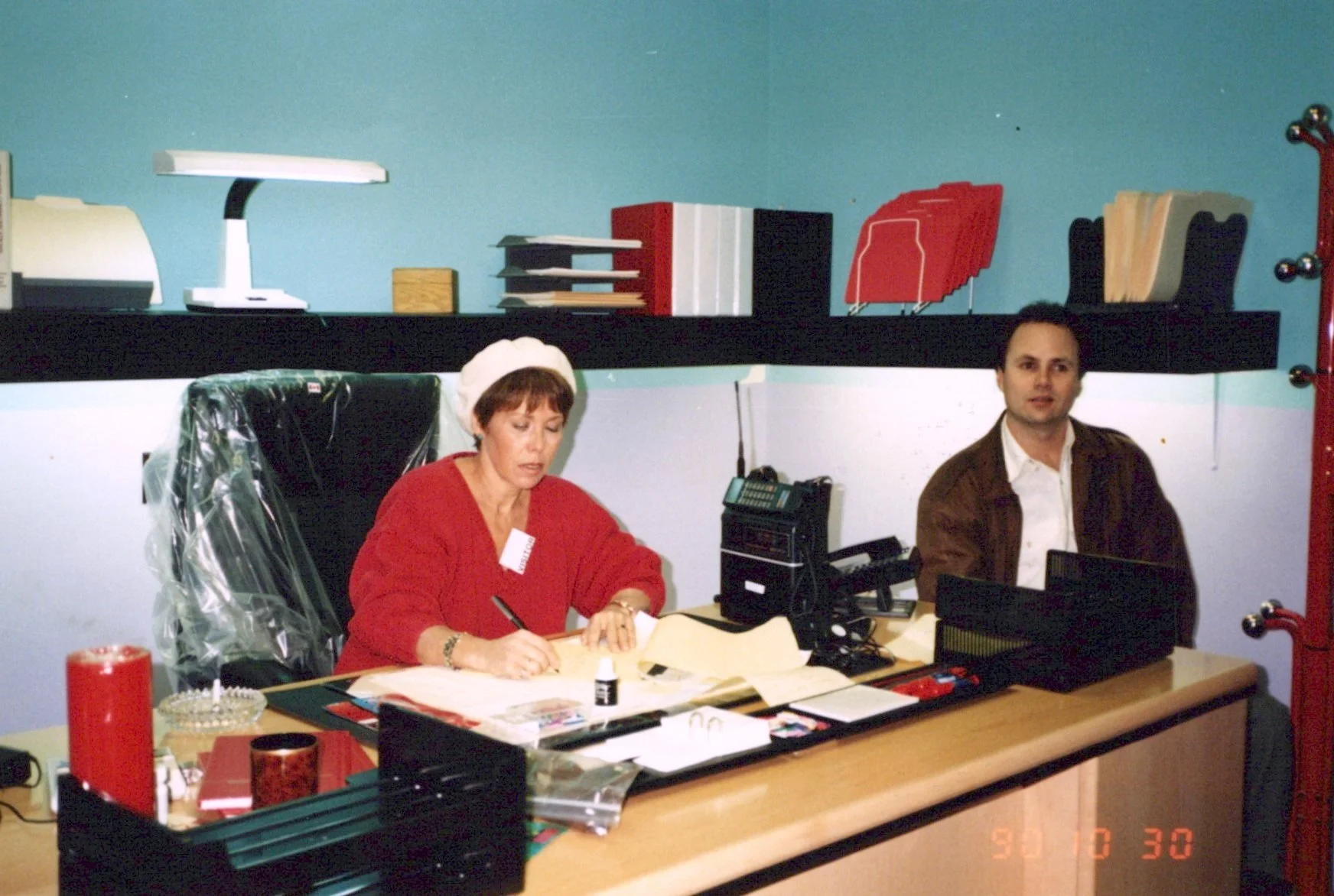 A Mom For Christmas - 1990 - Disney - Production Design: Glenda Ganis