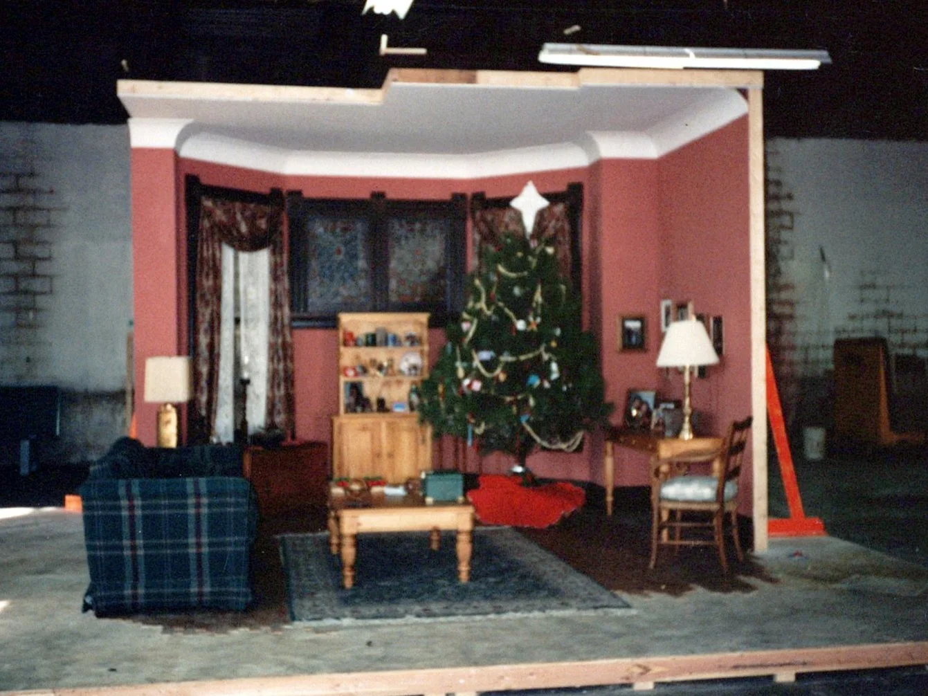 A Mom For Christmas - 1990 - Disney - Production Design: Glenda Ganis
