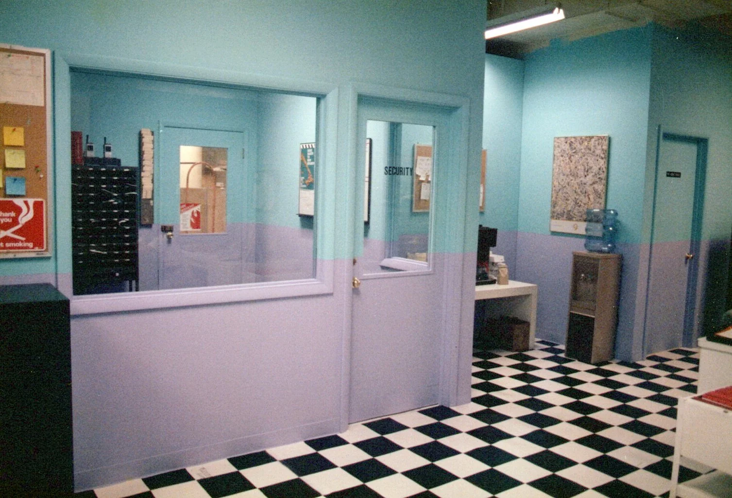 A Mom For Christmas - 1990 - Disney - Production Design: Glenda Ganis