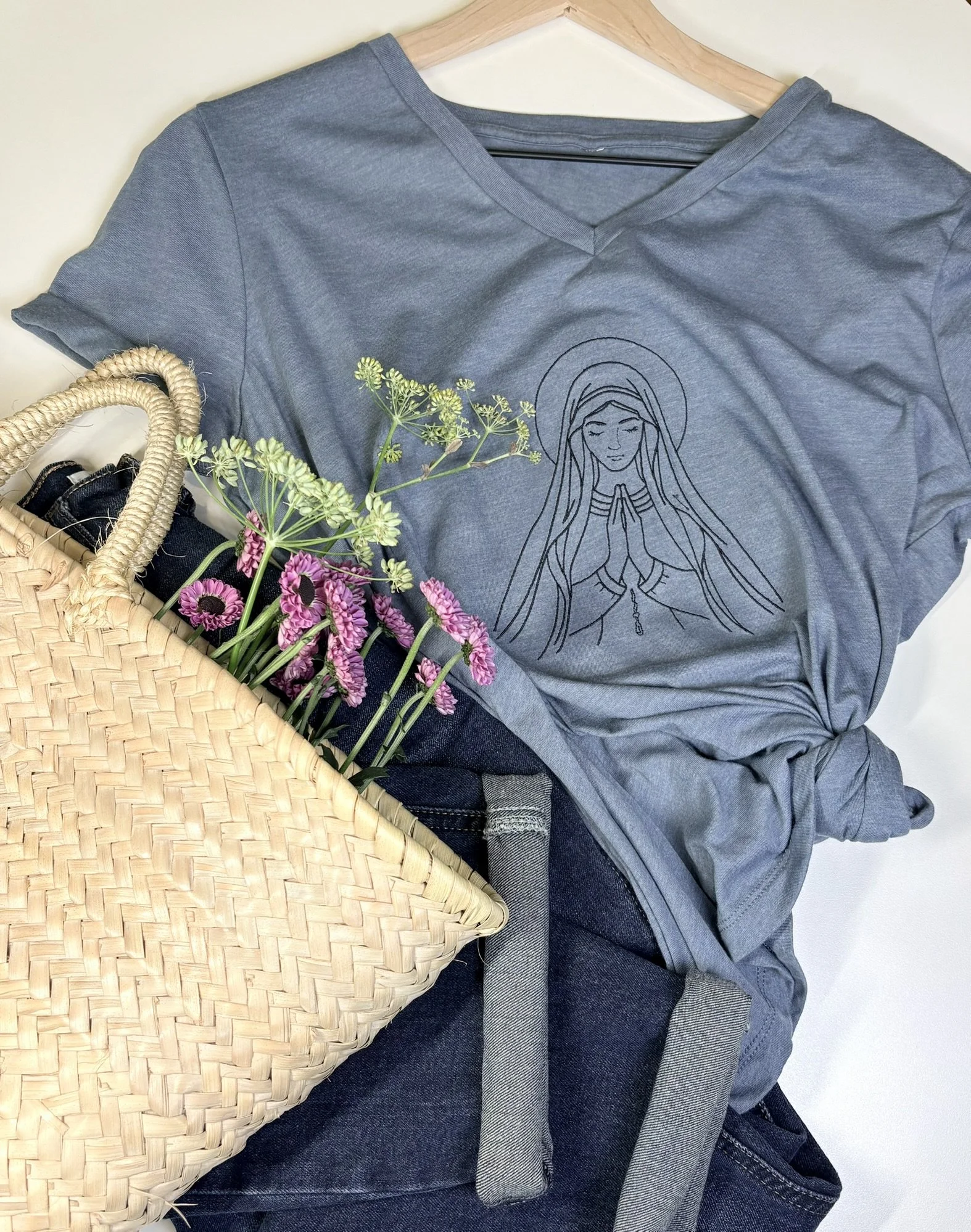 Virgin Mary in Prayer