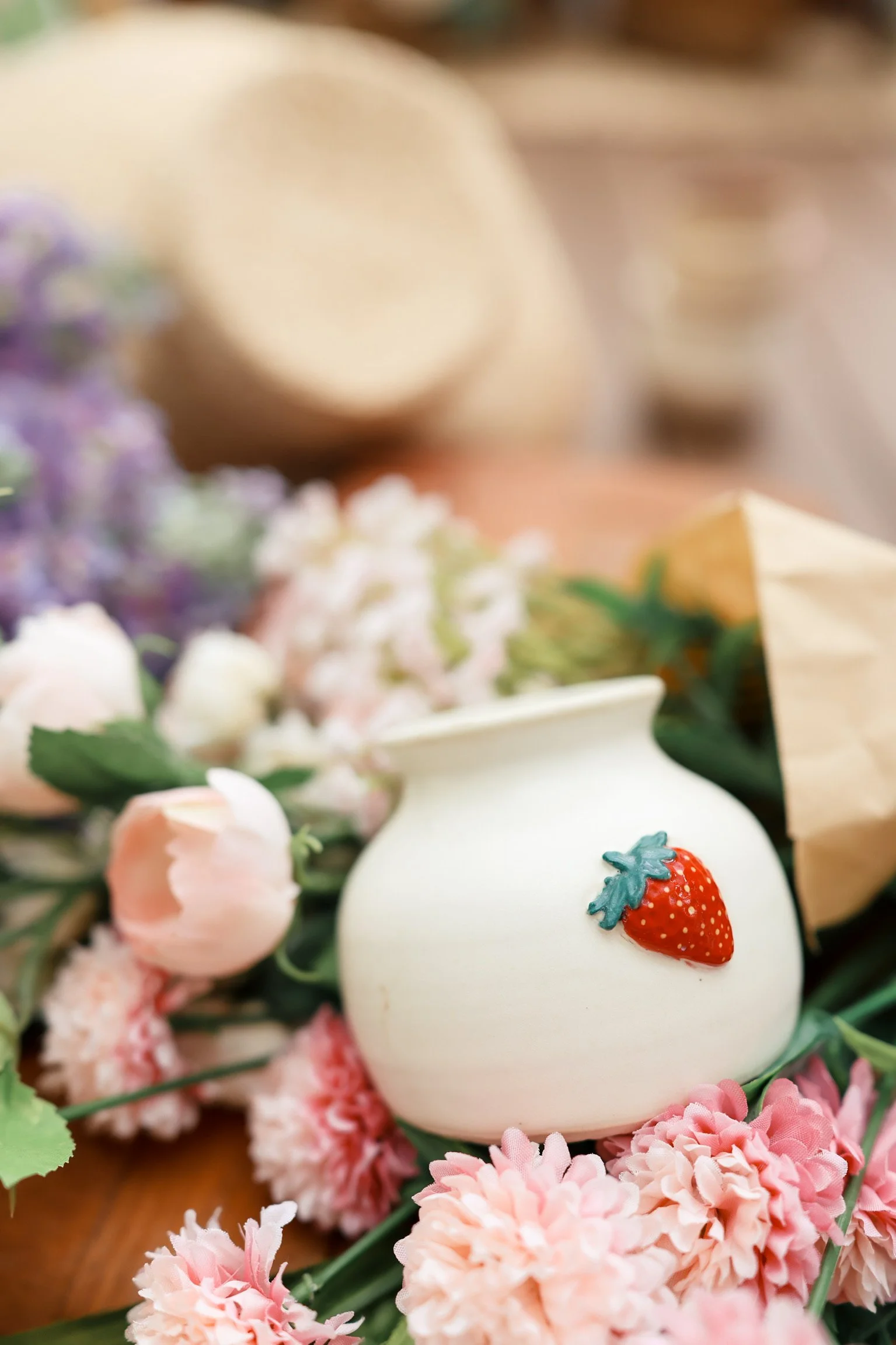 Strawberry Vase (Pre-order)