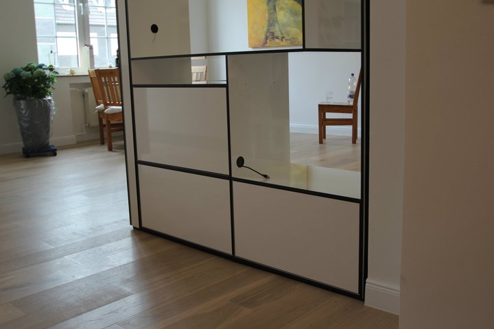 Free Standing TV Object