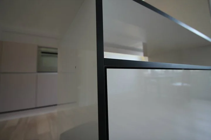 Free Standing TV Object