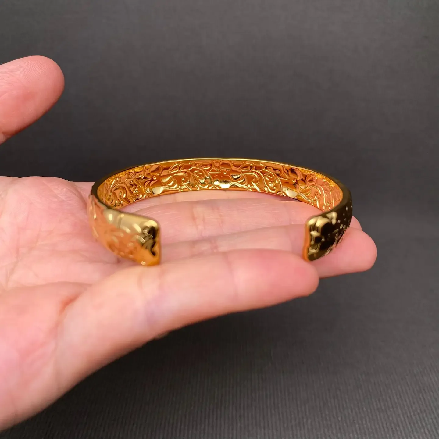 fancy florals bangle 2.webp