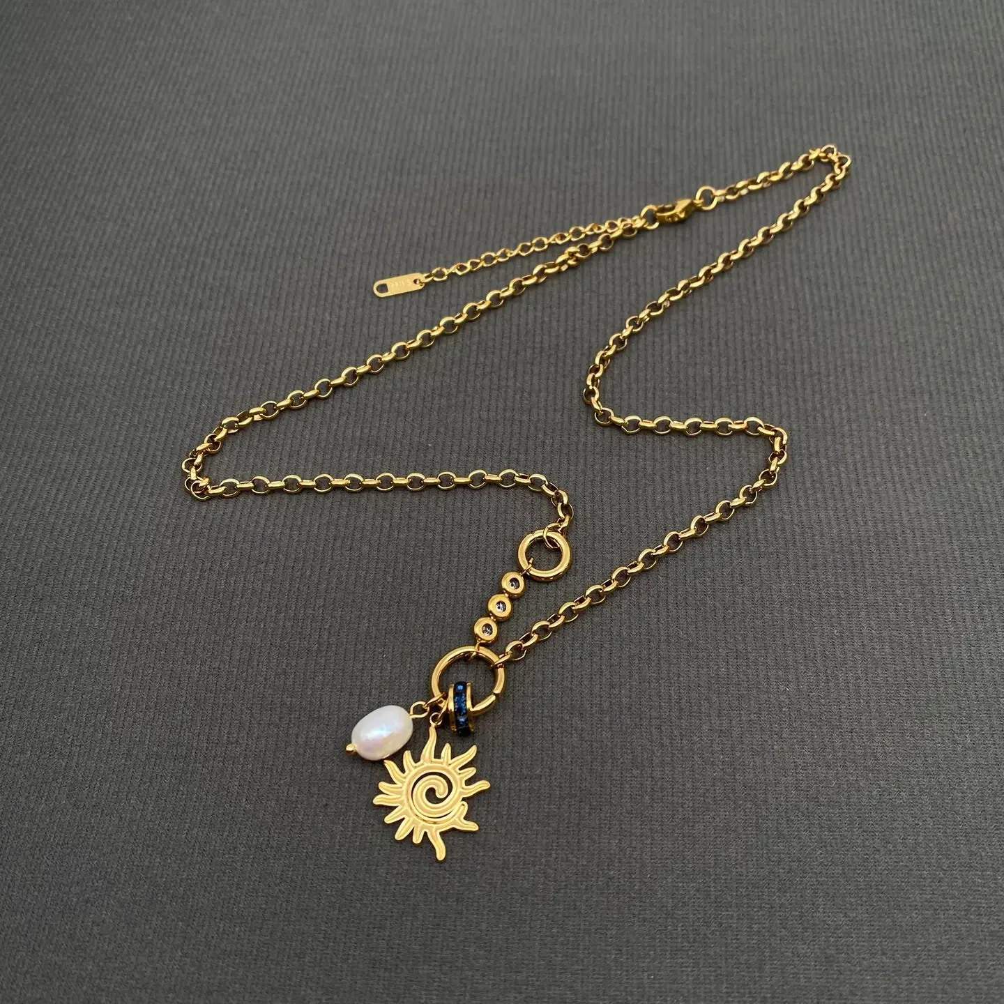 sunsetter necklace 2.webp