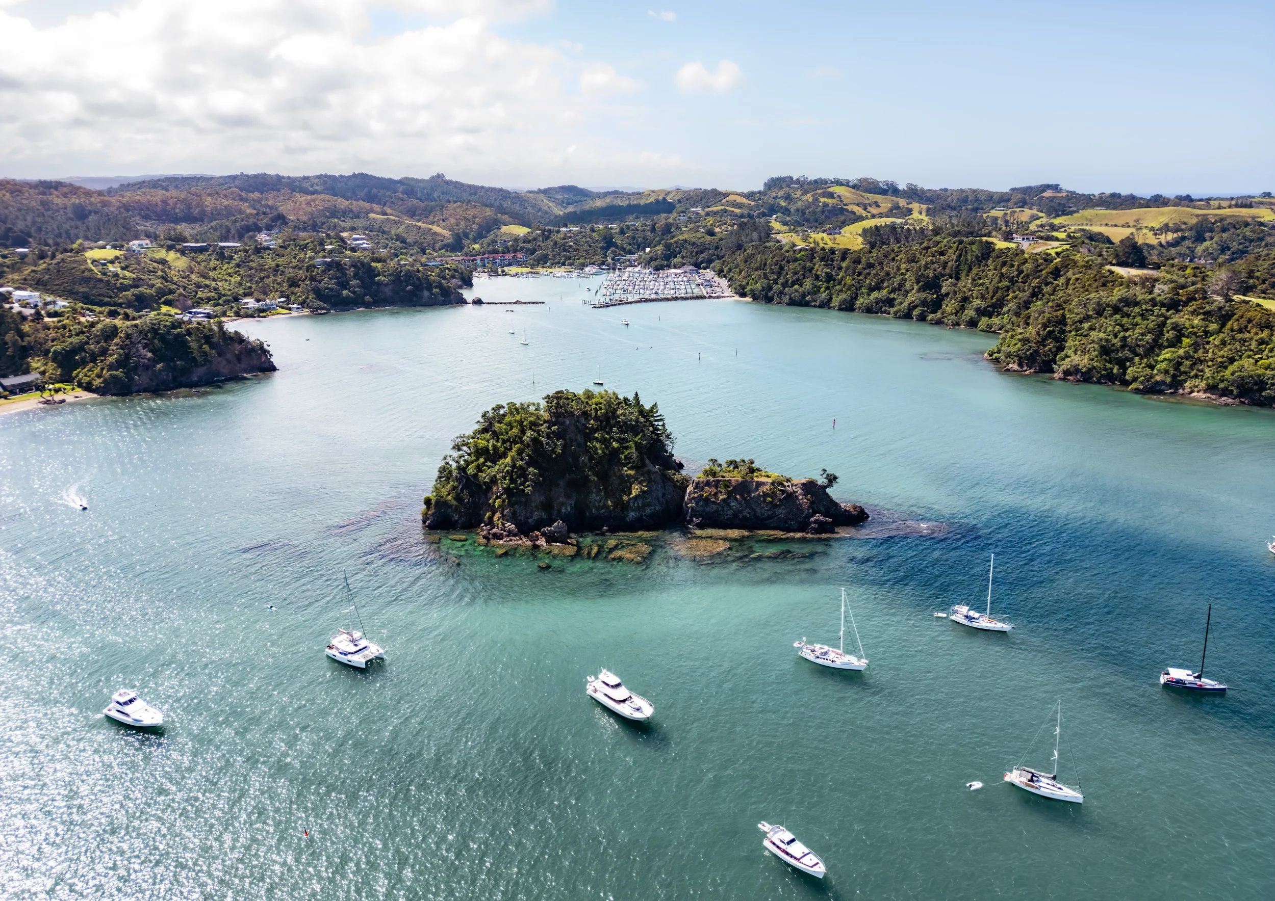Yeah Nah, Tutukaka